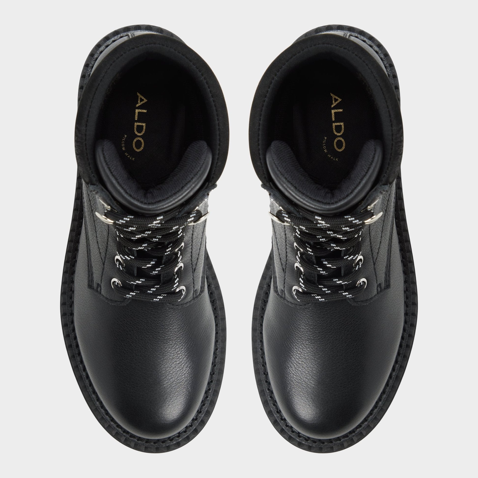 Lewellan in Black - Hiking boot, Lug sole - Black
