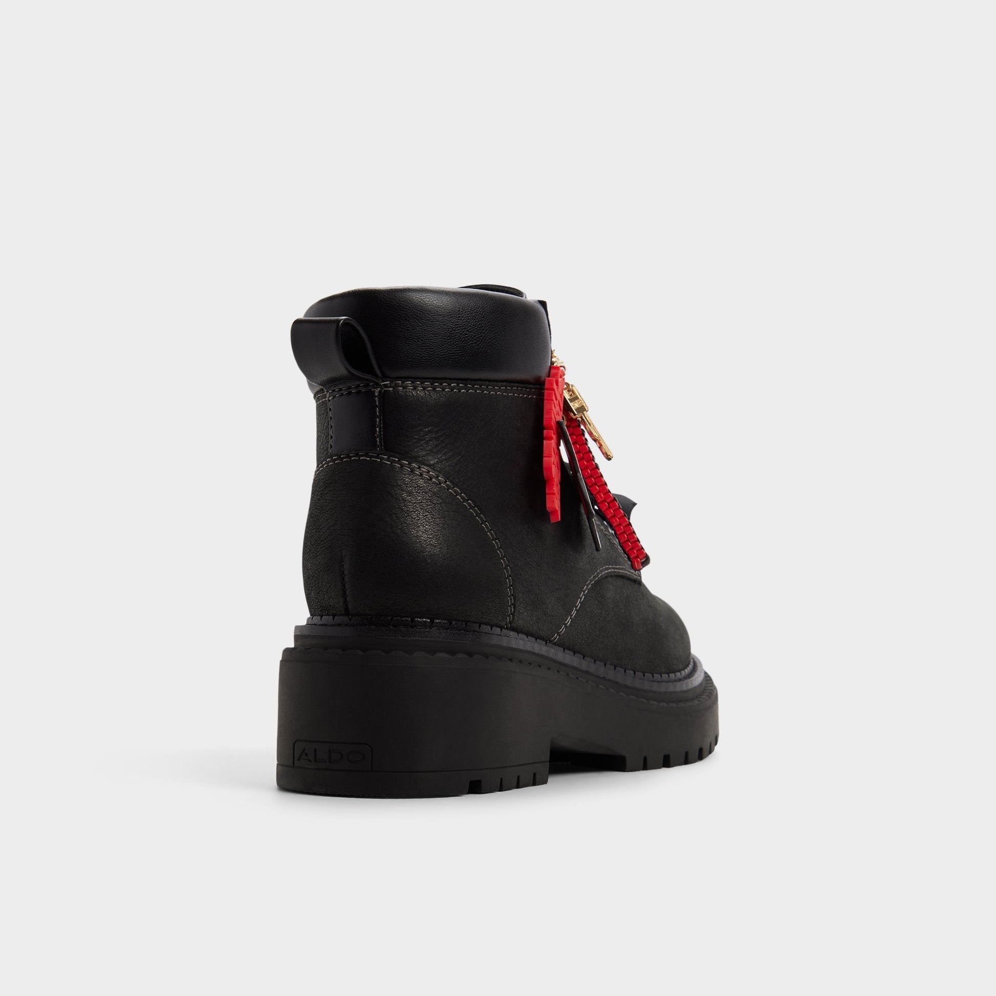 Therift in Black - Women's hiking boot - Black