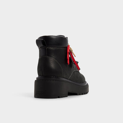 Therift in Black - Women's hiking boot - Black
