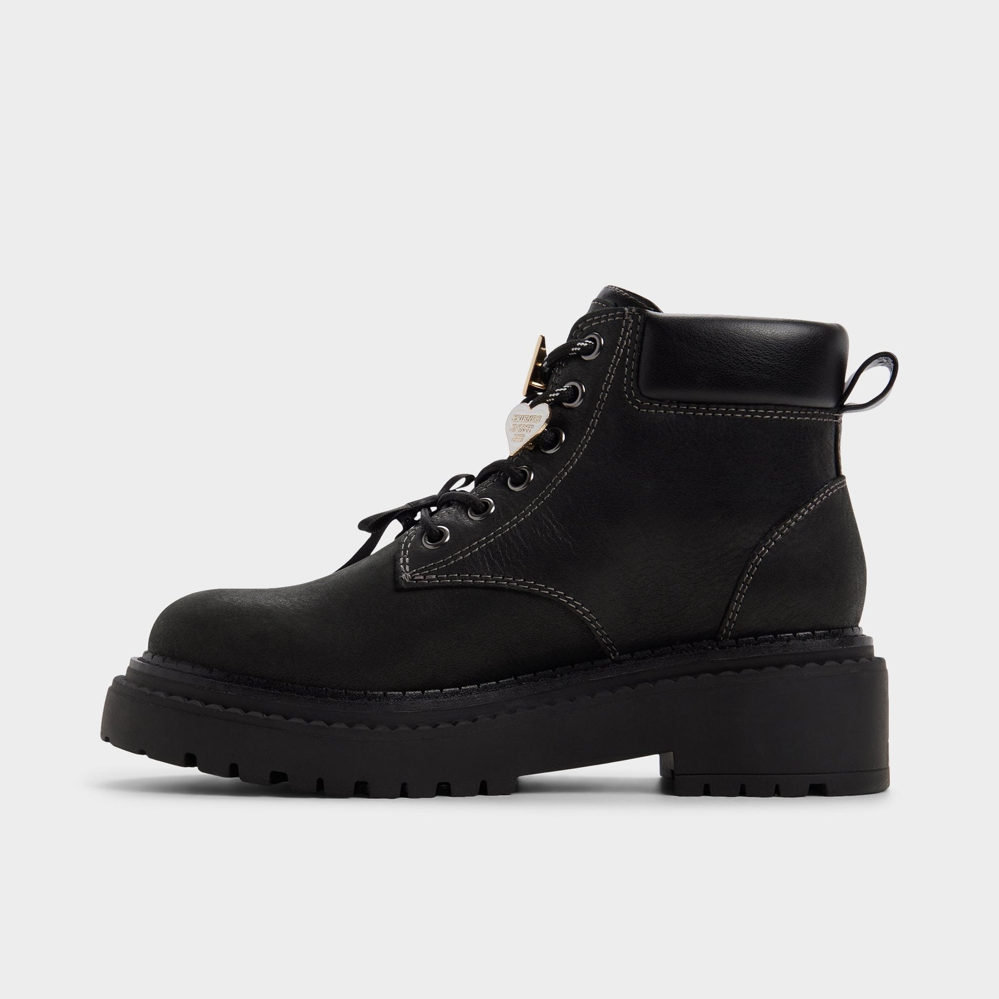 Therift in Black - Women's hiking boot - Black