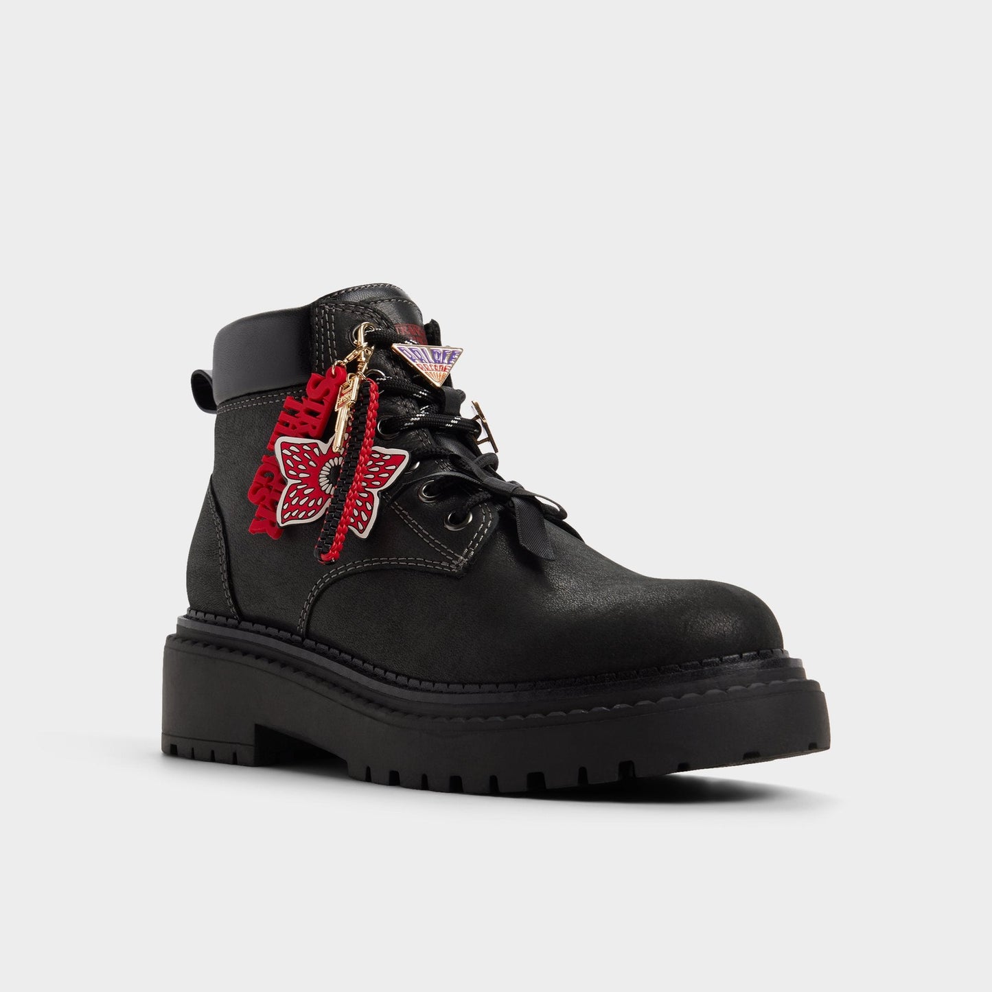 Therift in Black - Women's hiking boot - Black