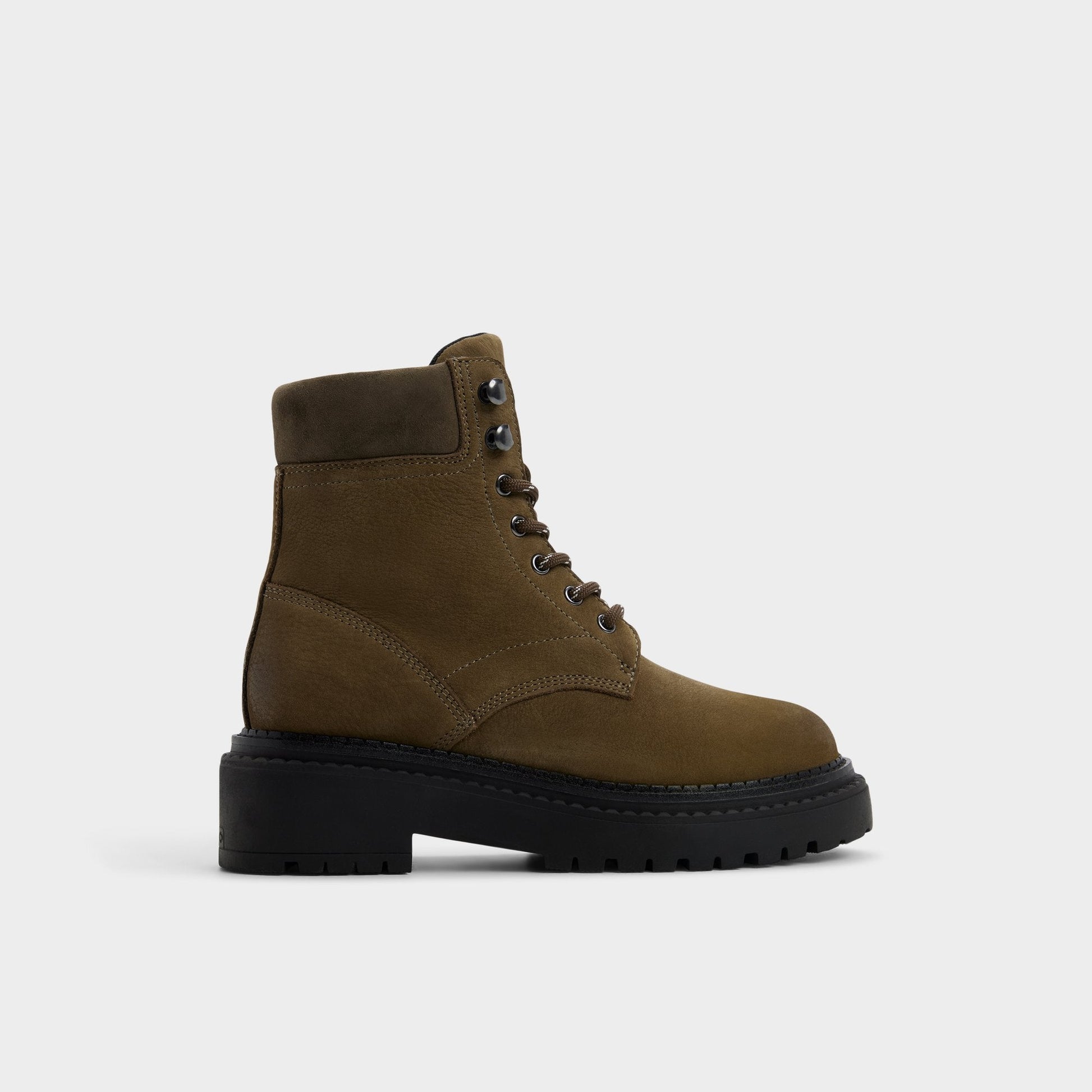 Lewellan in Dark Green - Hiking boot, Lug sole - Dark green