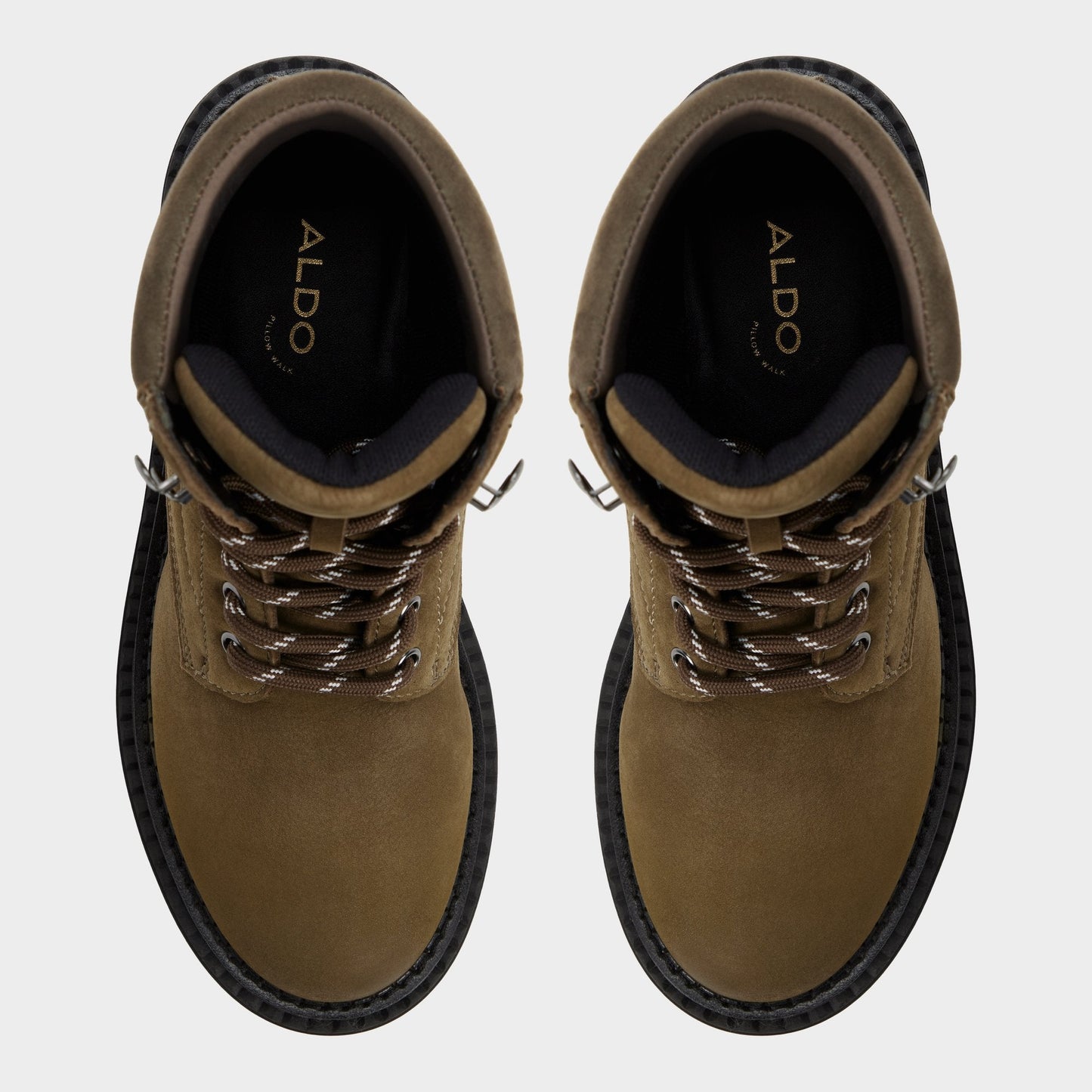 Lewellan in Dark Green - Hiking boot, Lug sole - Dark green