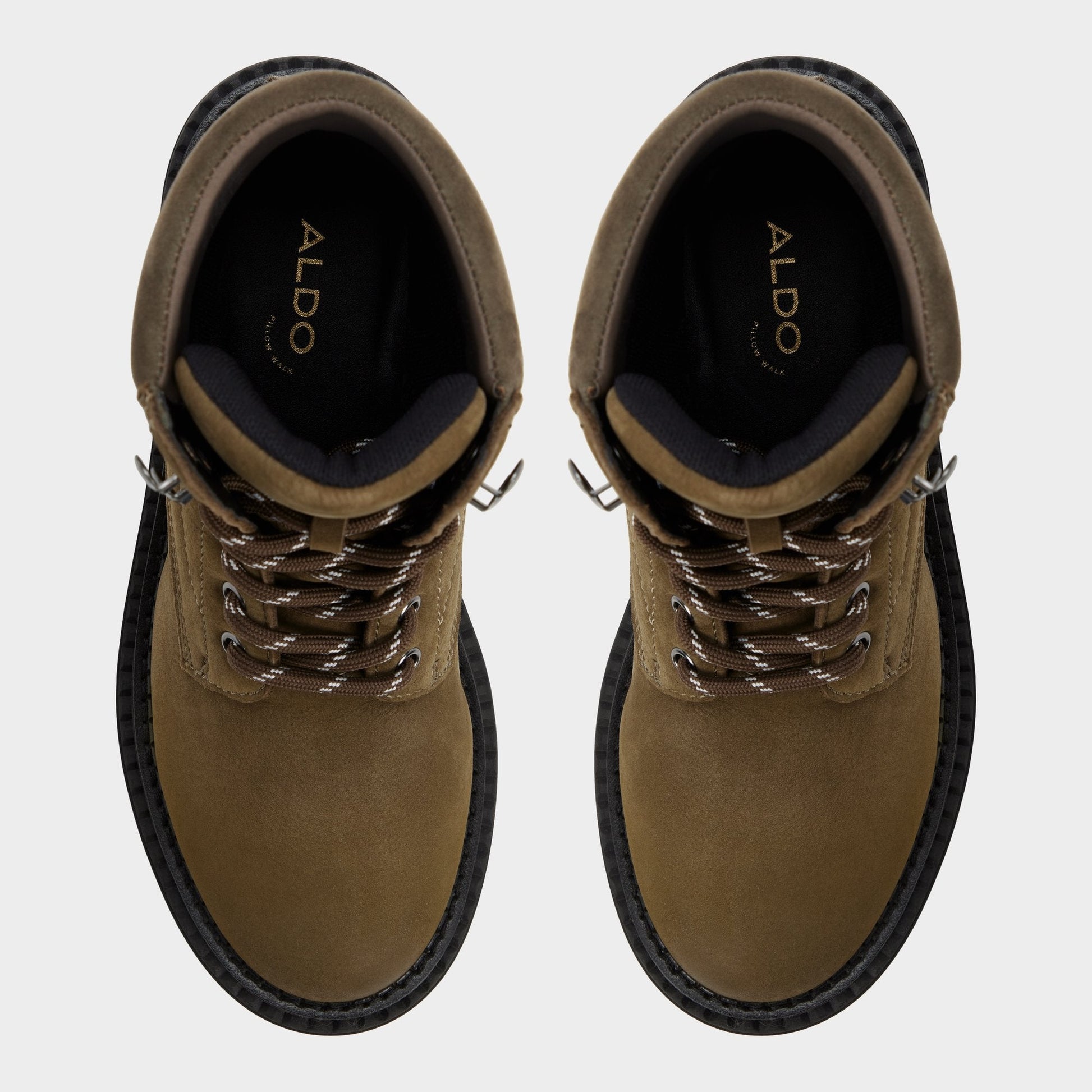 Lewellan in Dark Green - Hiking boot, Lug sole - Dark green