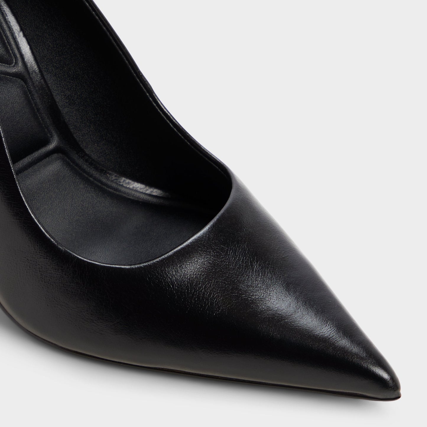 Stasya in Black - Pump, Stiletto heel - Black