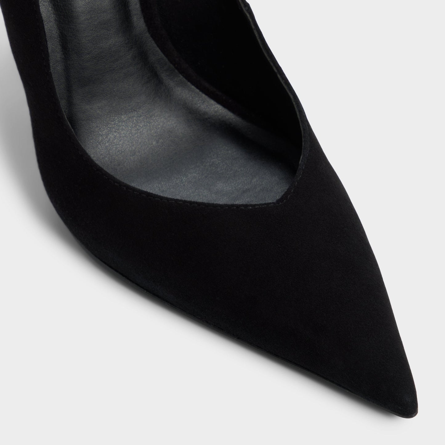 Emelie in Black - Pump, Stiletto heel - Black