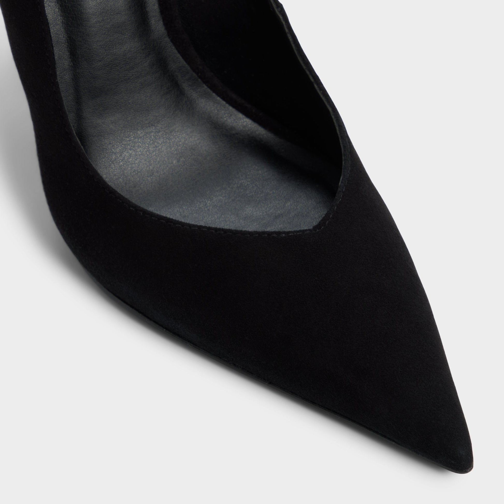 Emelie in Black - Pump, Stiletto heel - Black