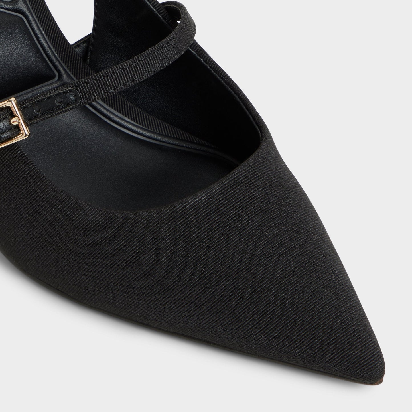 Vestian in Black 14119843 - Slingback heel, Block heel - Black