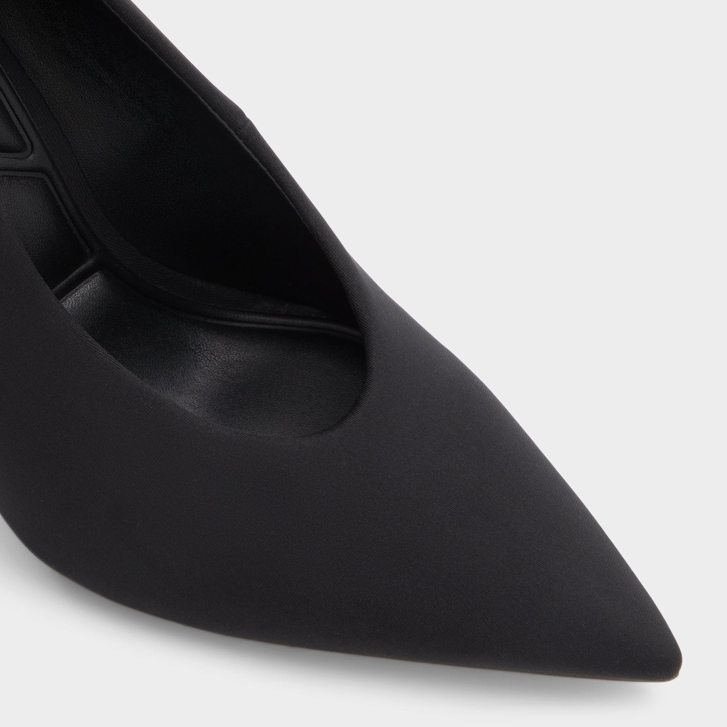 Lessy in Black - Pump, Stiletto heel - Black