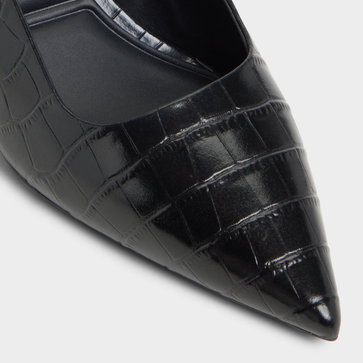 Adan in Black - Slingback heel, Kitten heel - Black