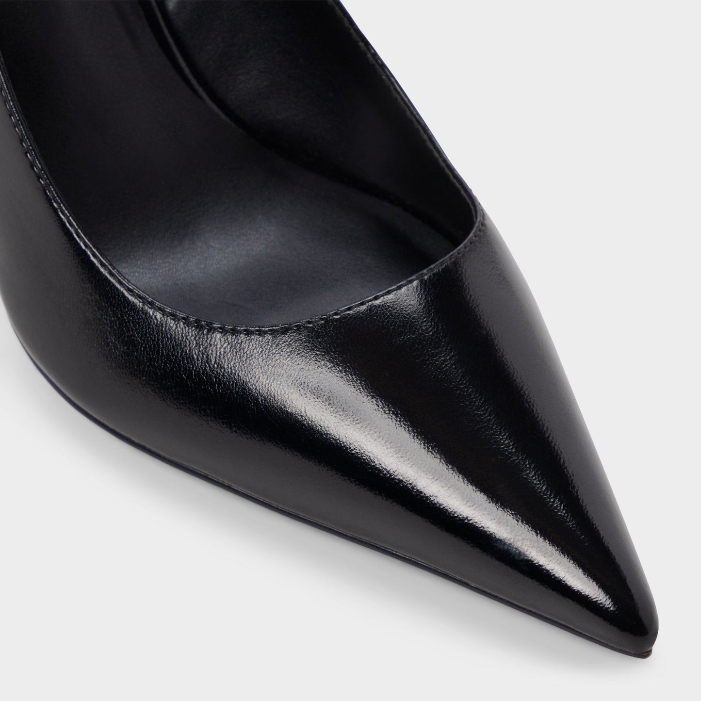 Syliaa in Open Black - Slingback heel - Open black