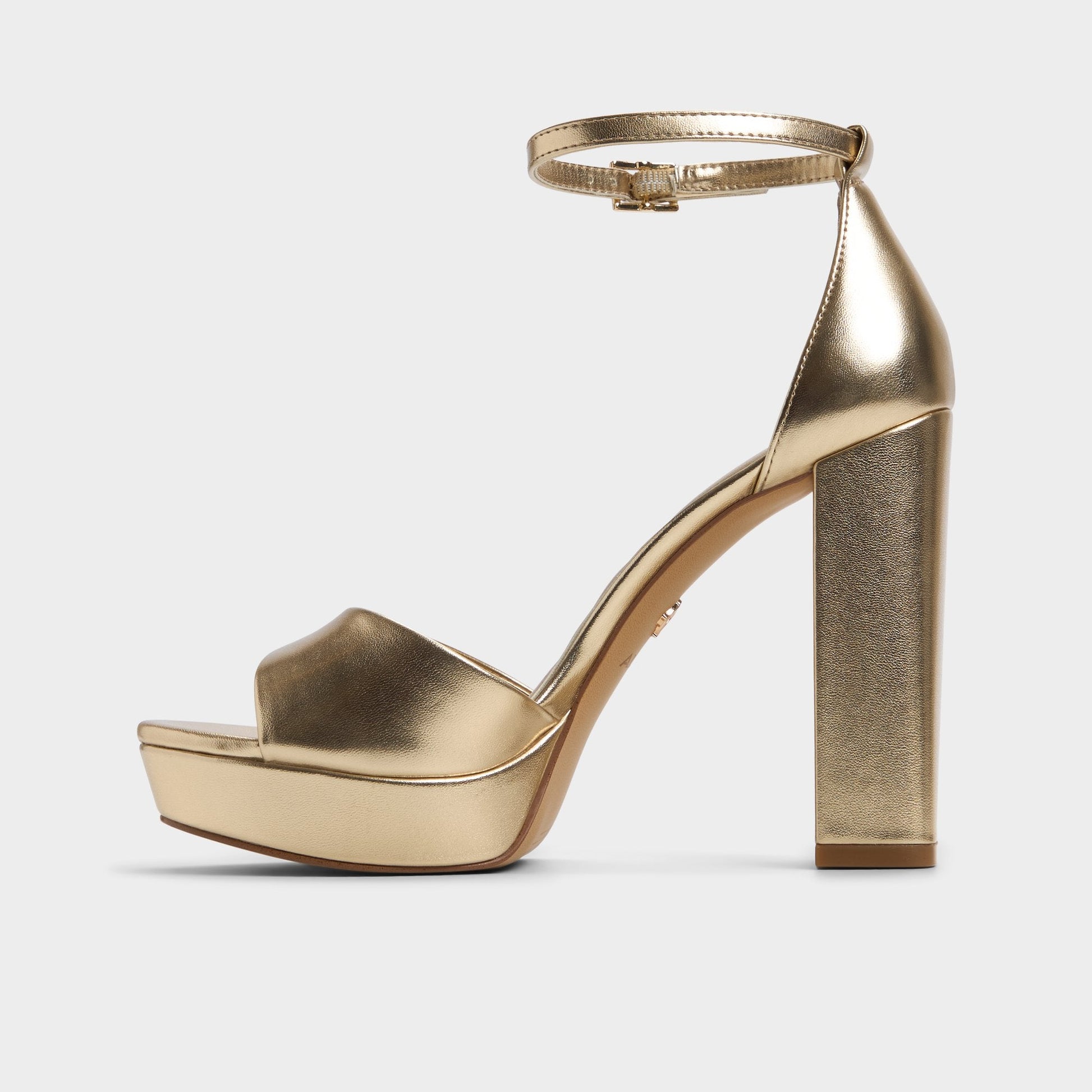 Enaegyn 2.0 in Gold - Strappy heeled sandal, Platform - Gold