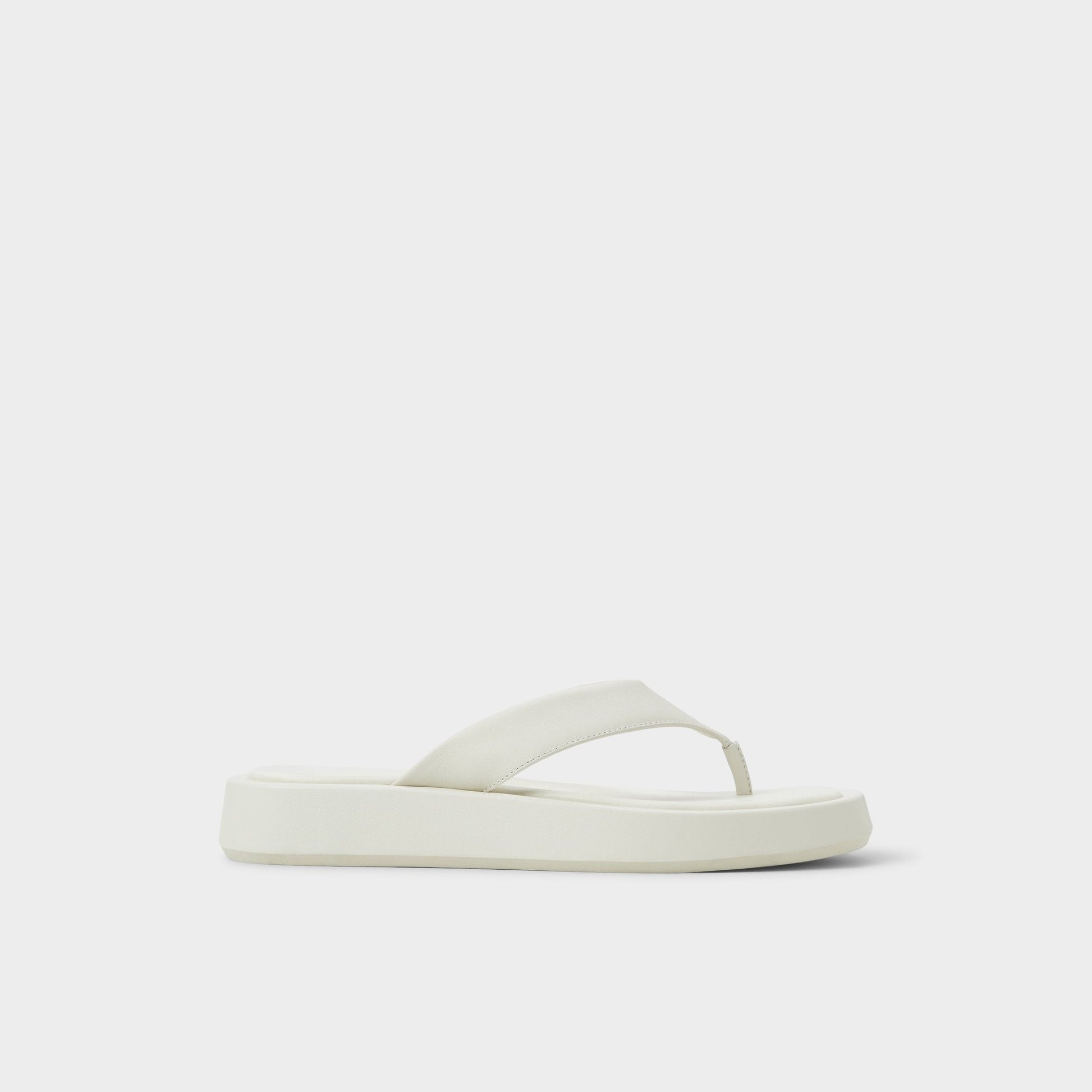 Grettle White/Bone Women's Flats - Flip flop, Flatform - White/bone