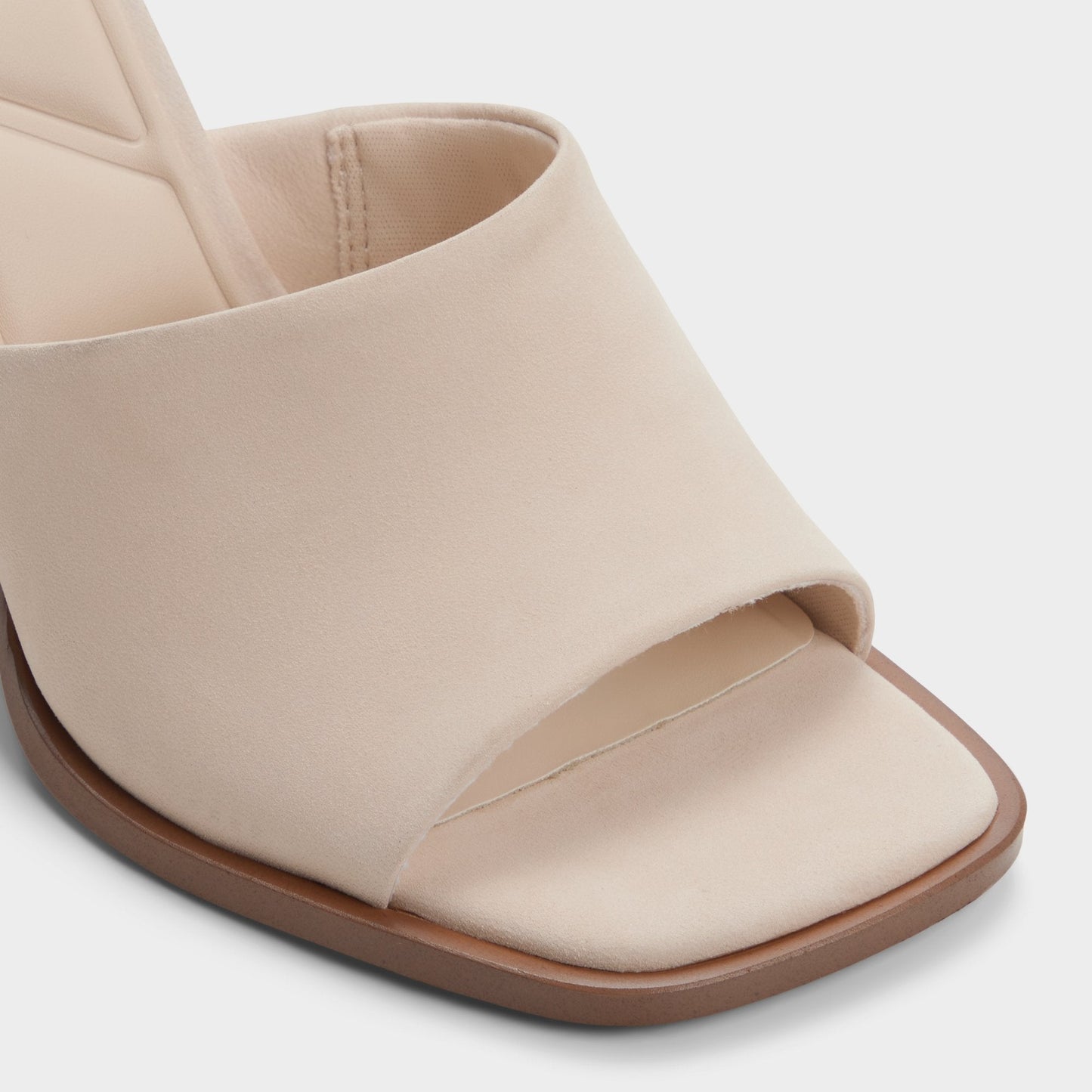 Re in Sophia Other Beige - Heeled mule, Block heel - Other beige