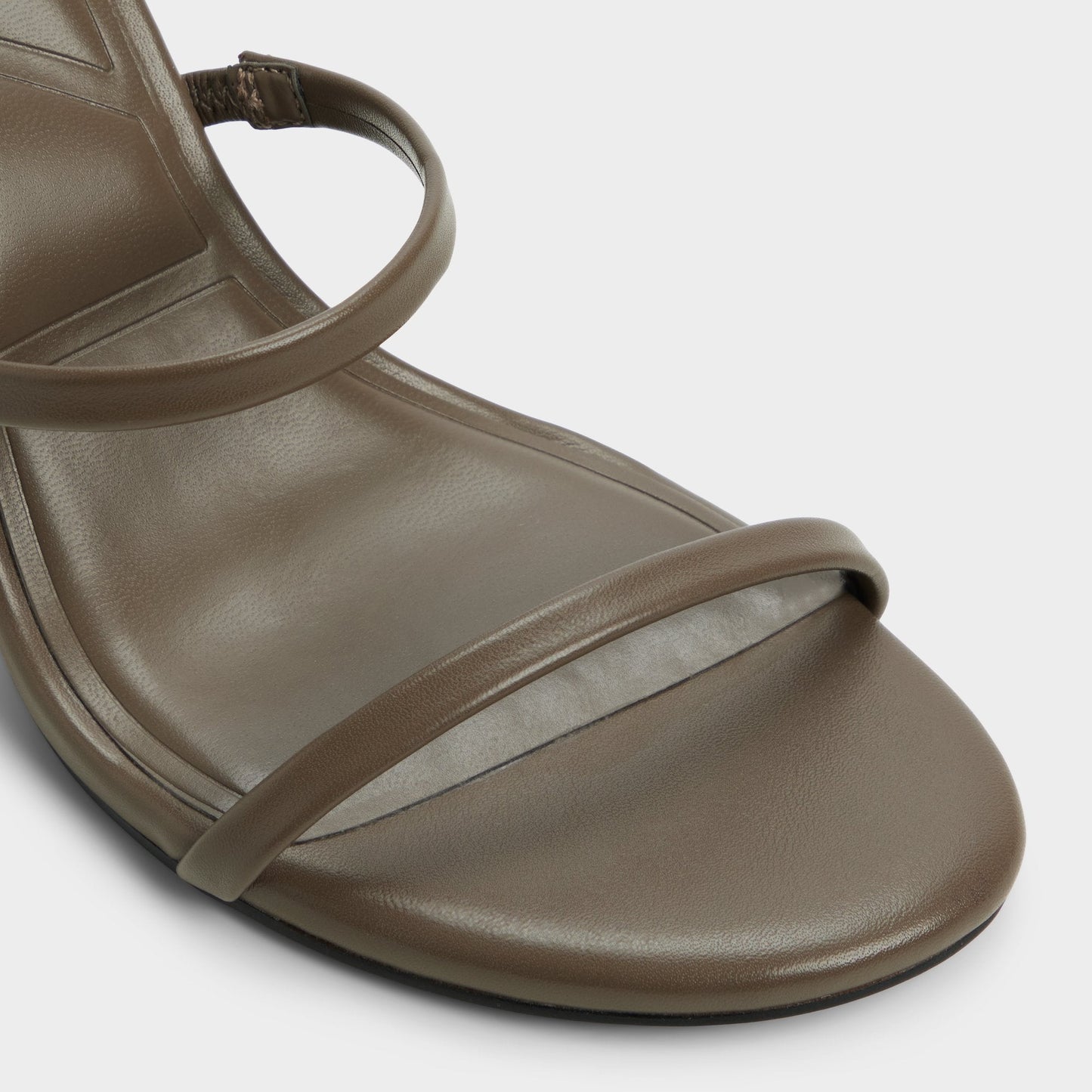 Avelinda in Khaki - Heeled mule - Khaki
