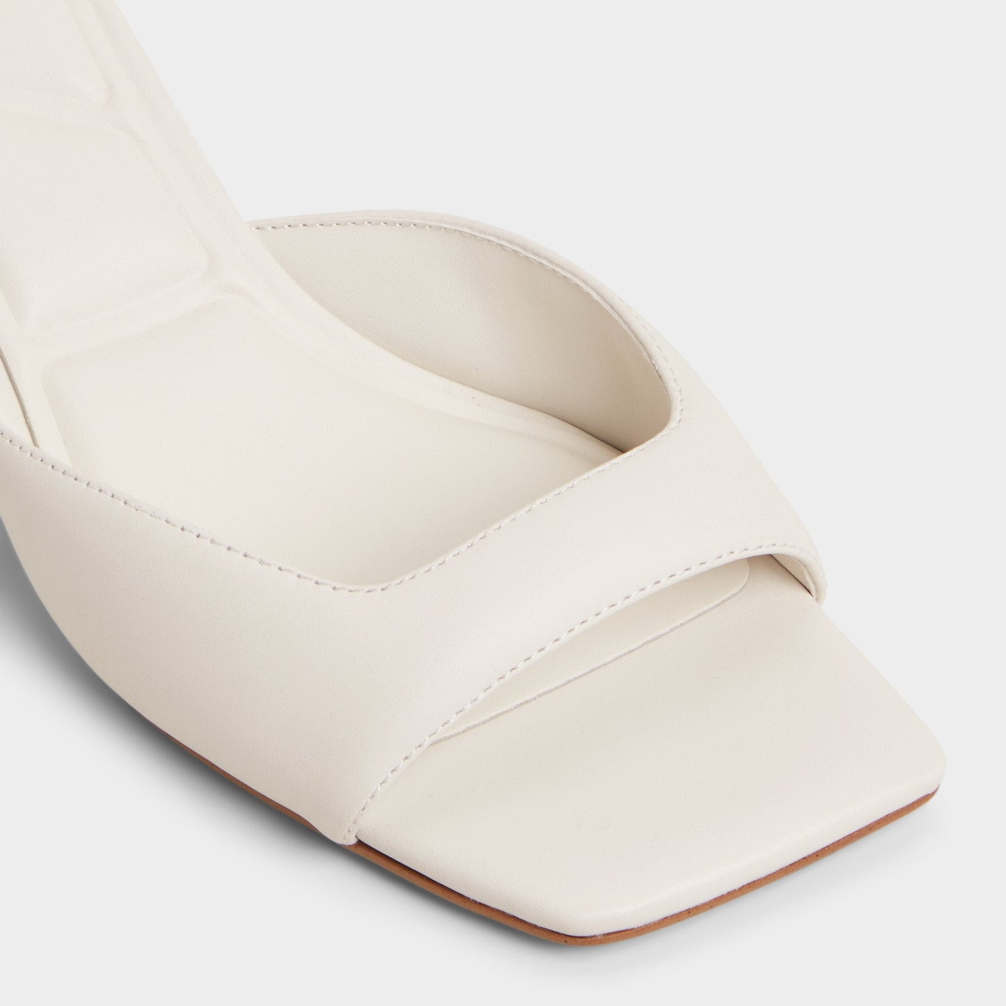Aneky in White Bone - Heeled mule, Block heel - White/Bone