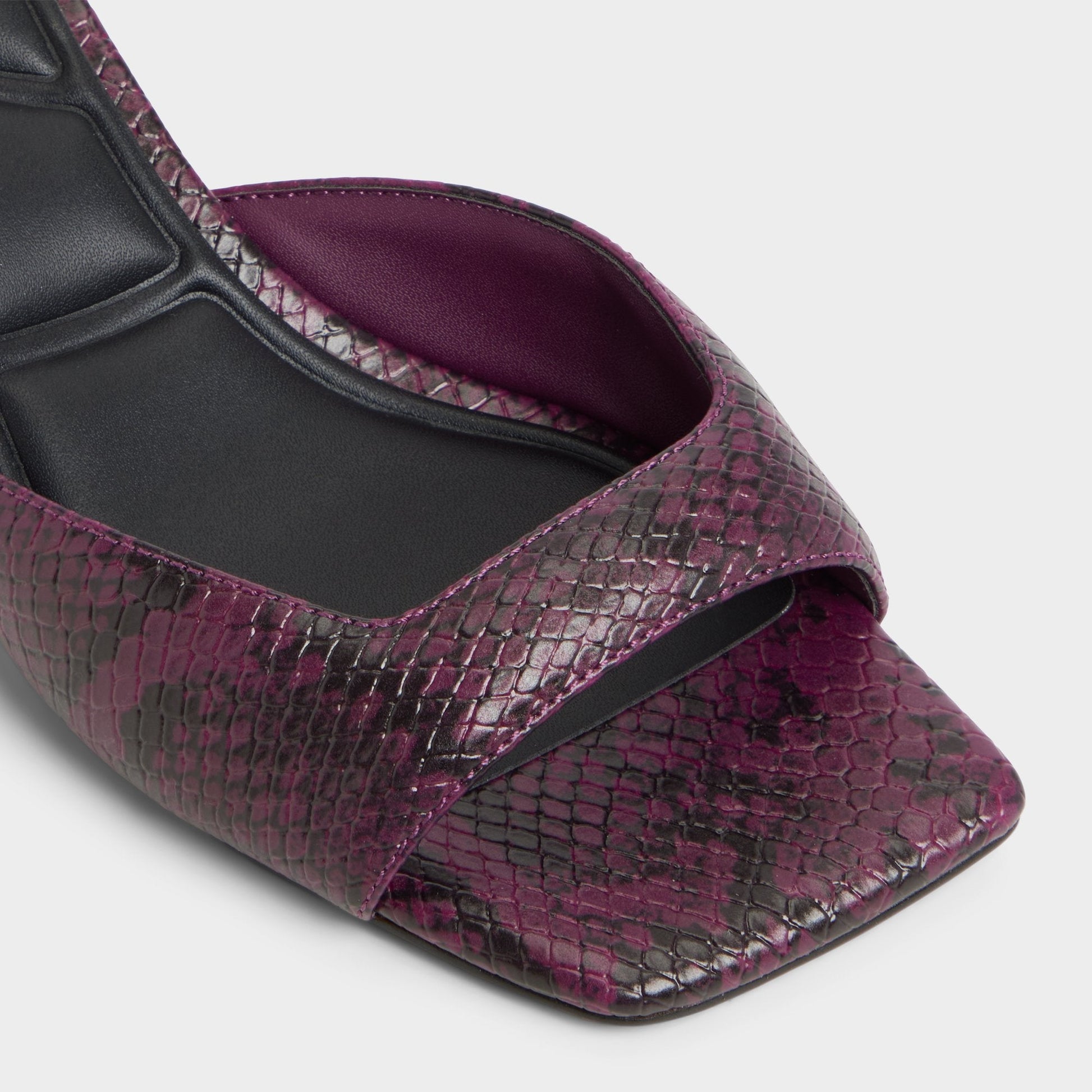 Aneky in Bordo - Heeled mule, Block heel - Bordo