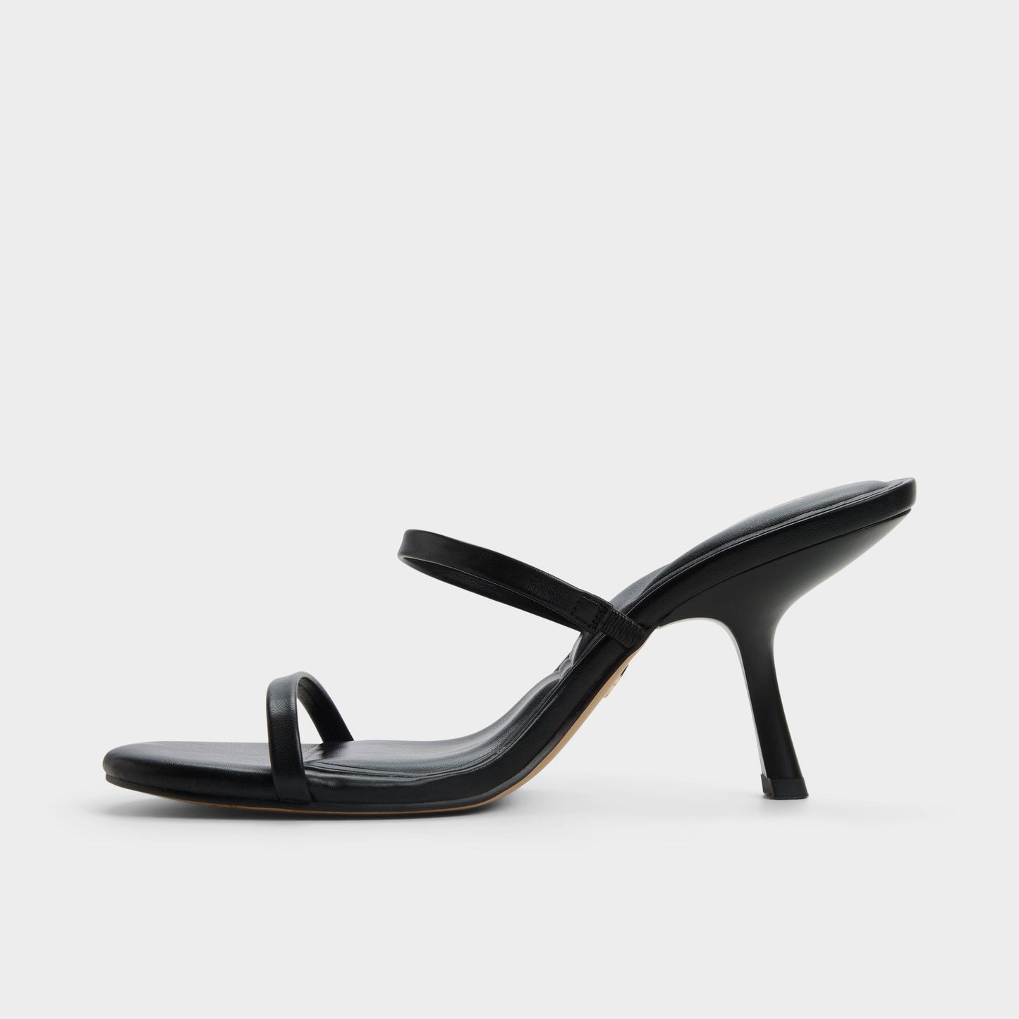 Avelinda in Black - Heeled mule - Black