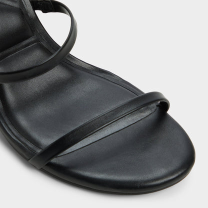 Avelinda in Black - Heeled mule - Black