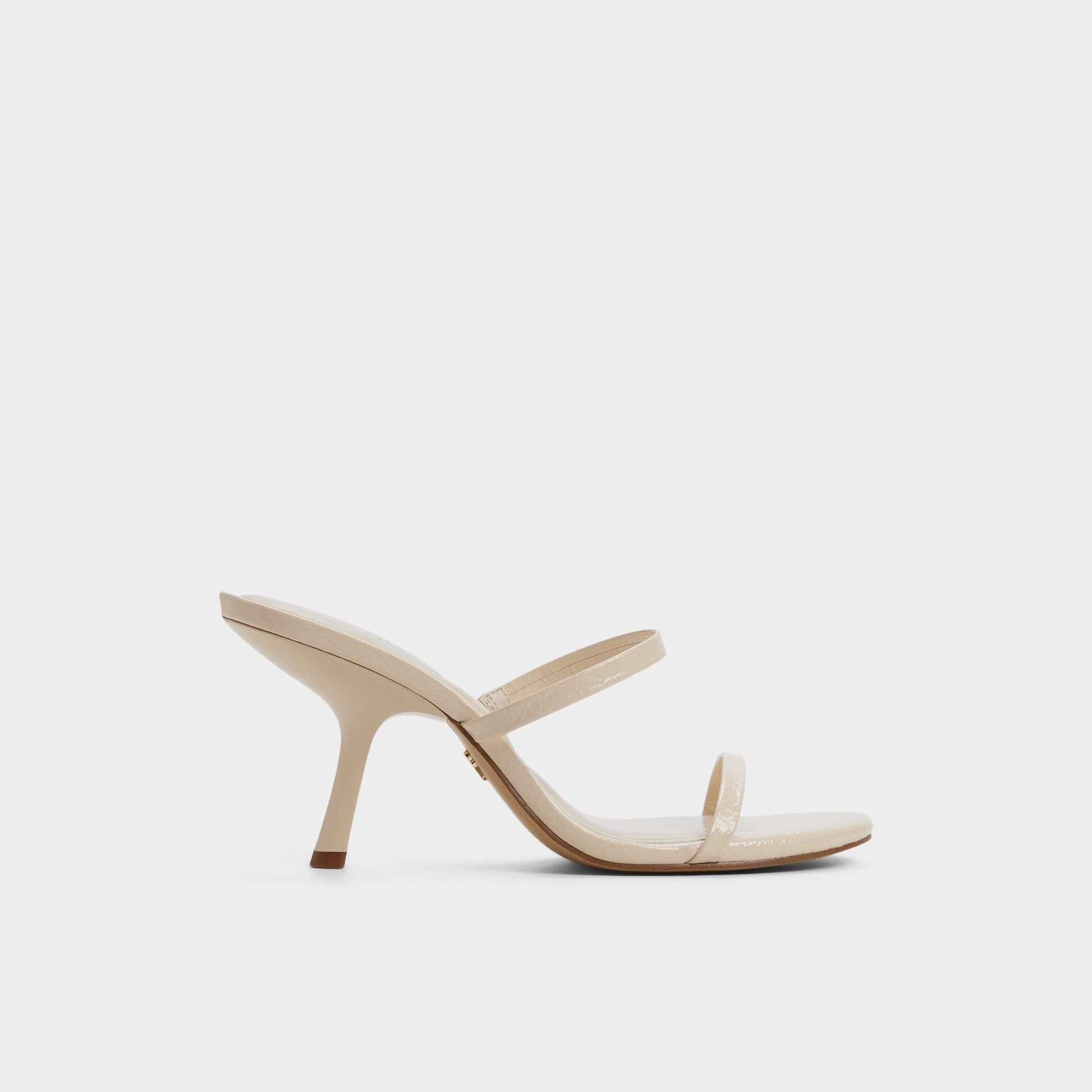 Avelinda in Cream - Heeled mule - Cream