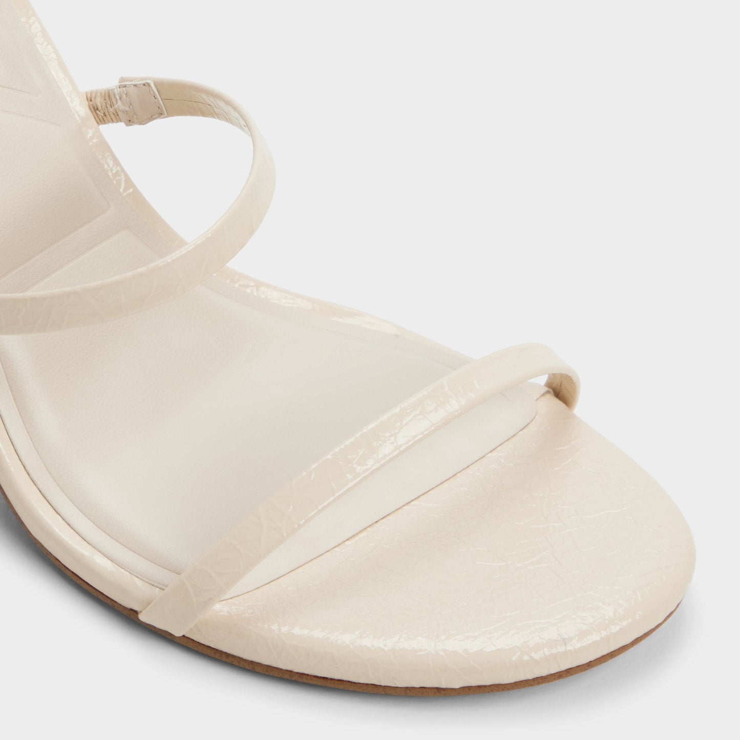 Avelinda in Cream - Heeled mule - Cream