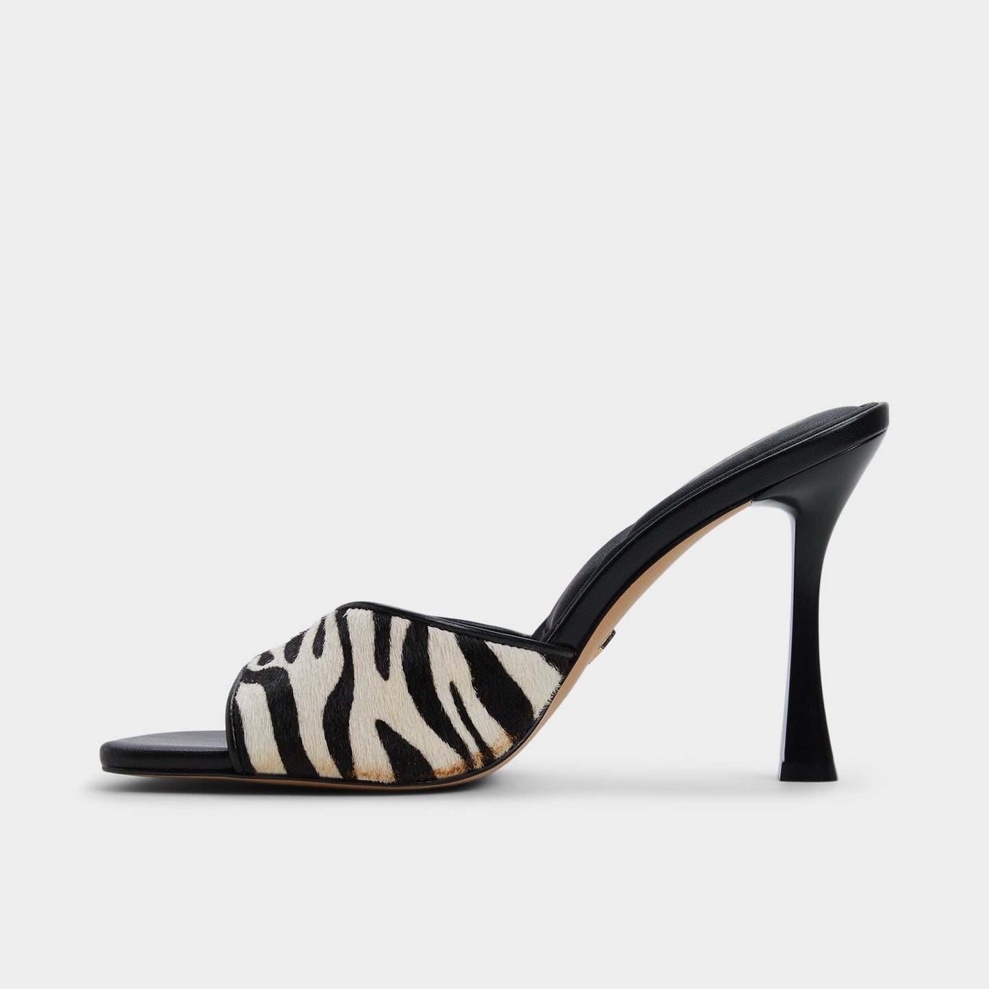 Evadalia White/Black Women's Heeled mules - Heeled mule - White/Black
