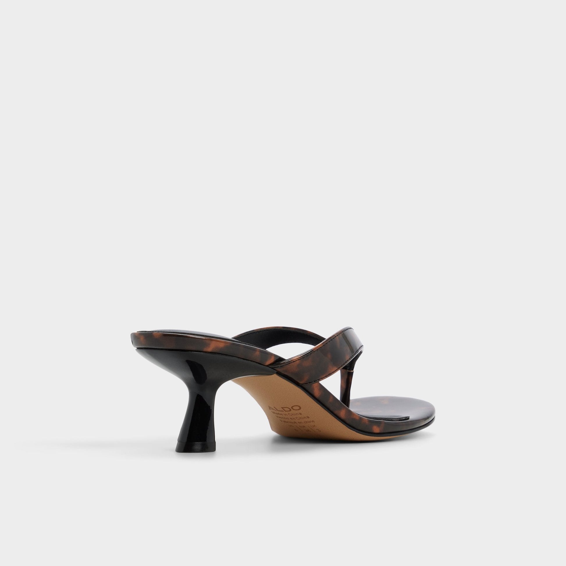 Jump in Open Brown - Heeled flip flop, Kitten heel - Open brown