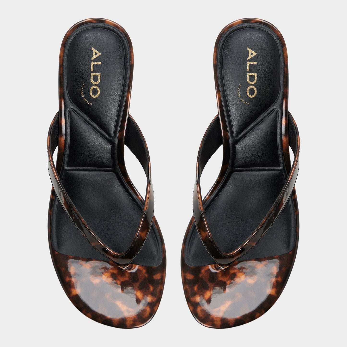 Jump in Open Brown - Heeled flip flop, Kitten heel - Open brown
