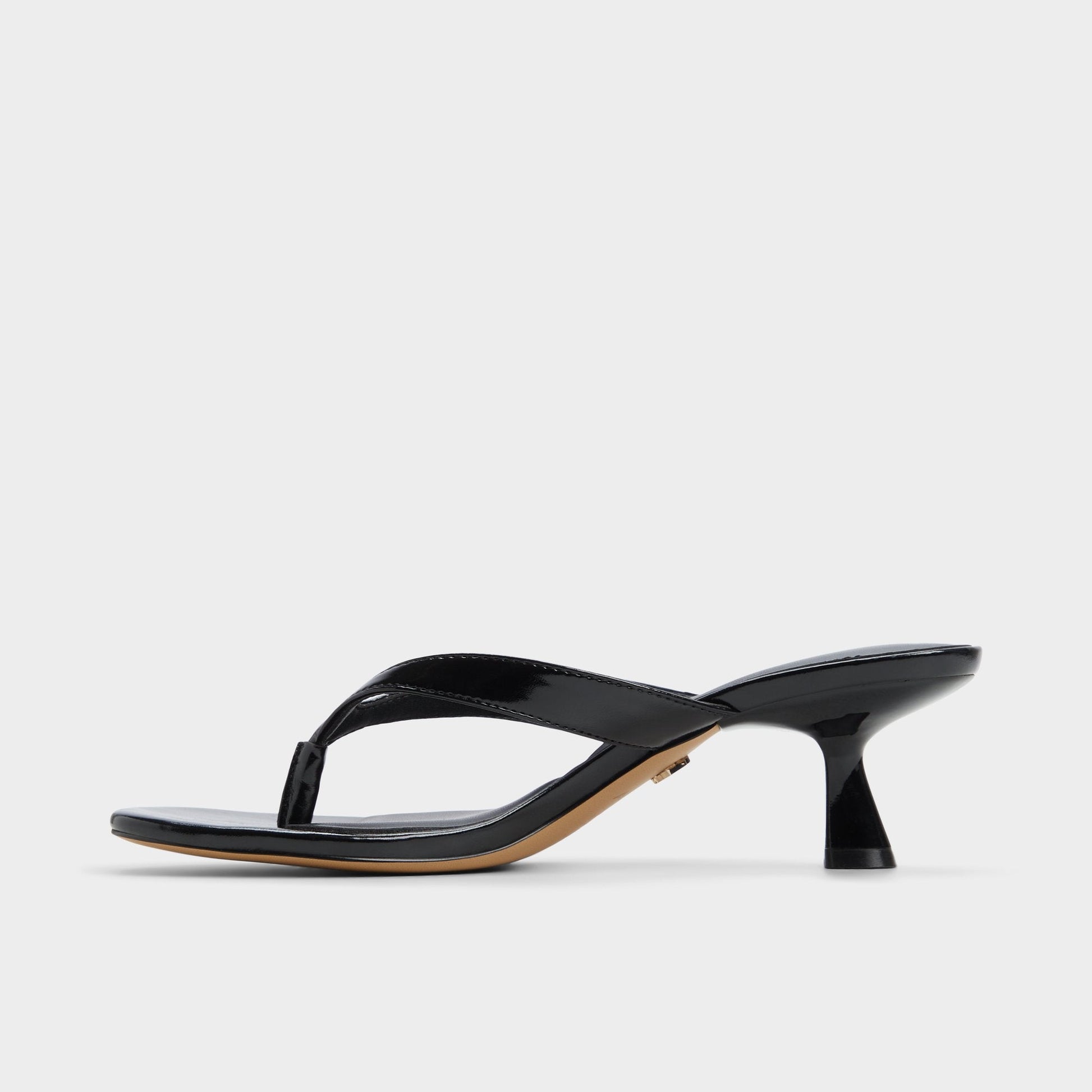 Jump Black Women's Strappy sandals - Heeled flip flop, Kitten heel - Black