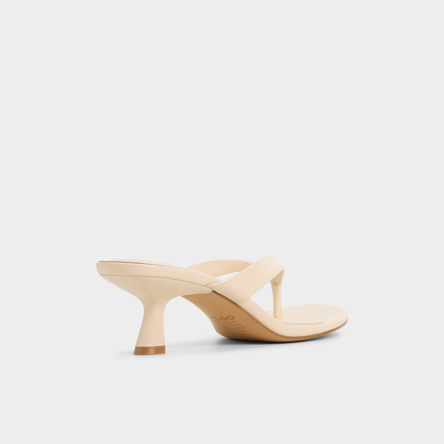 Jump in Cream - Heeled flip flop, Kitten heel - Cream
