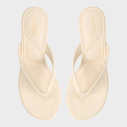 Jump in Cream - Heeled flip flop, Kitten heel - Cream