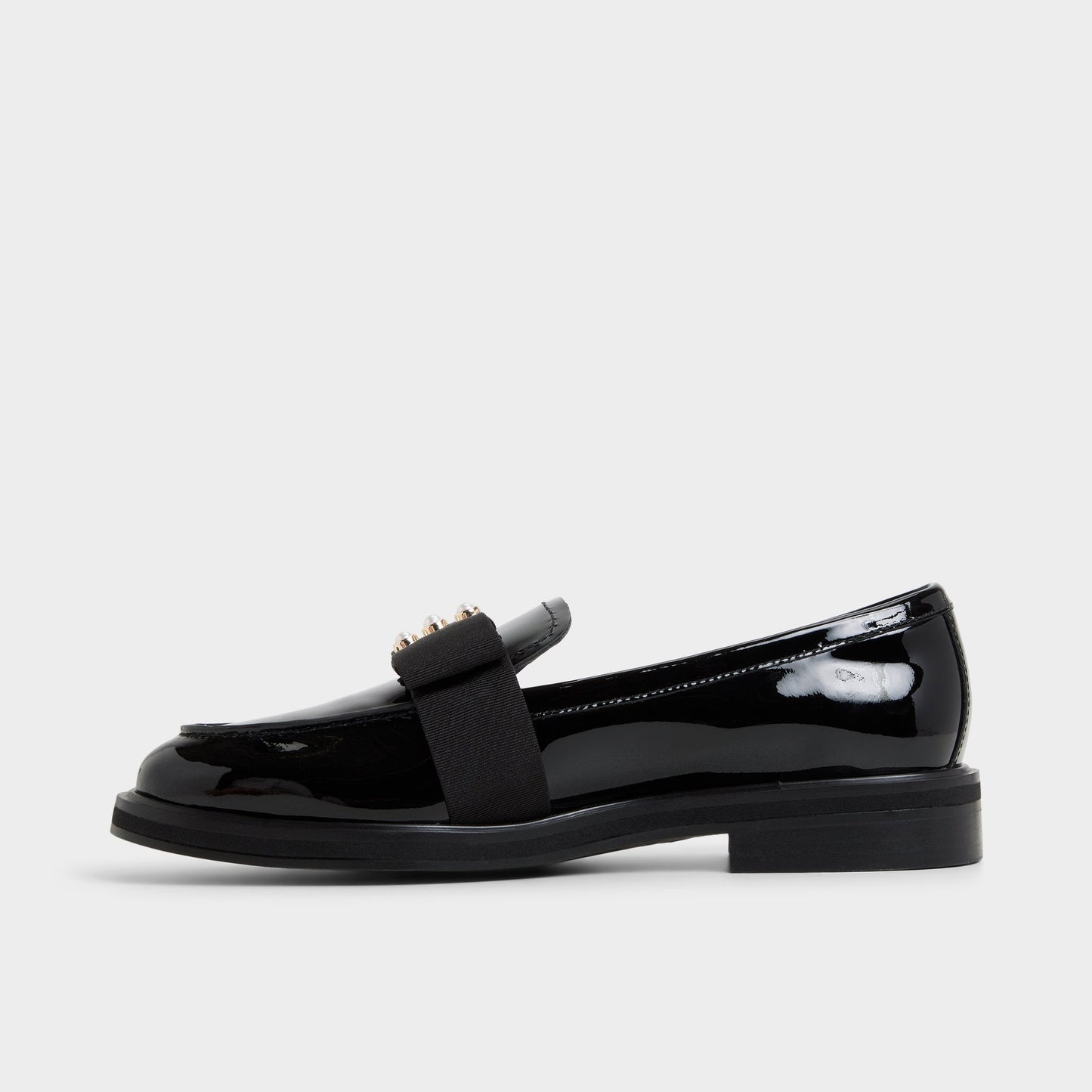 Bissom in Black - Loafer, Block heel - Black