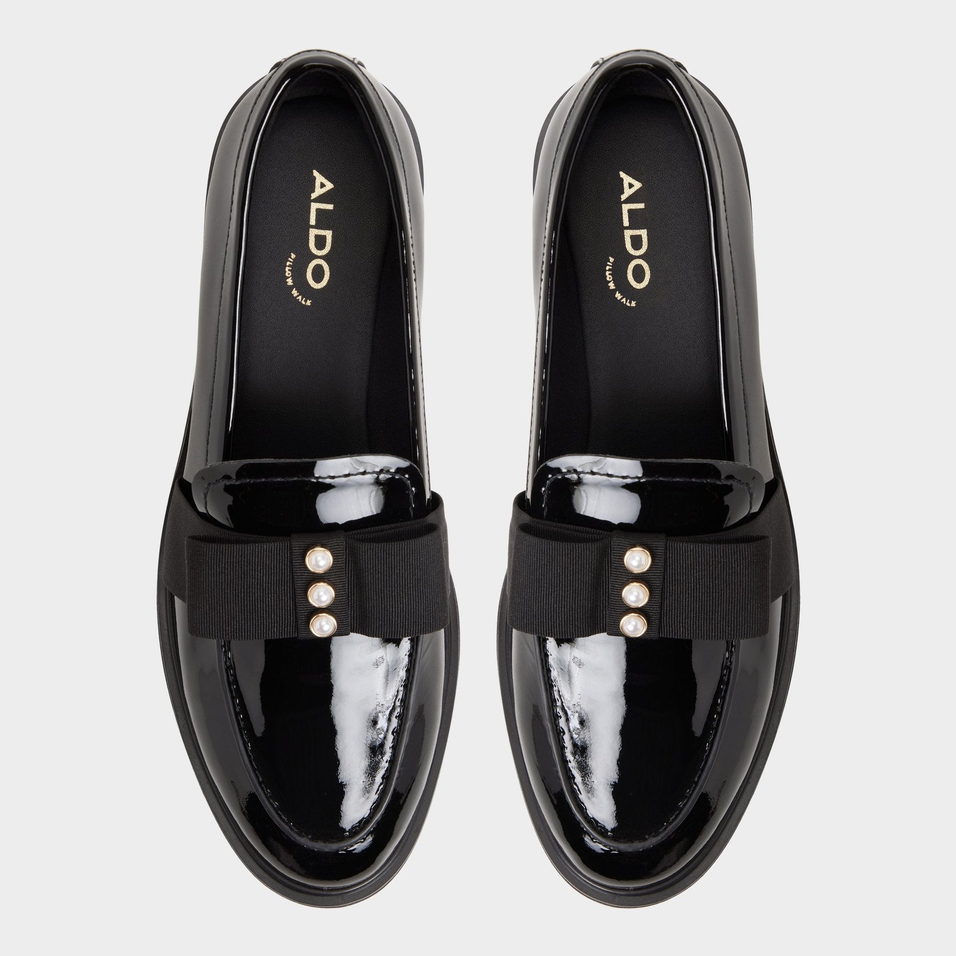 Bissom in Black - Loafer, Block heel - Black