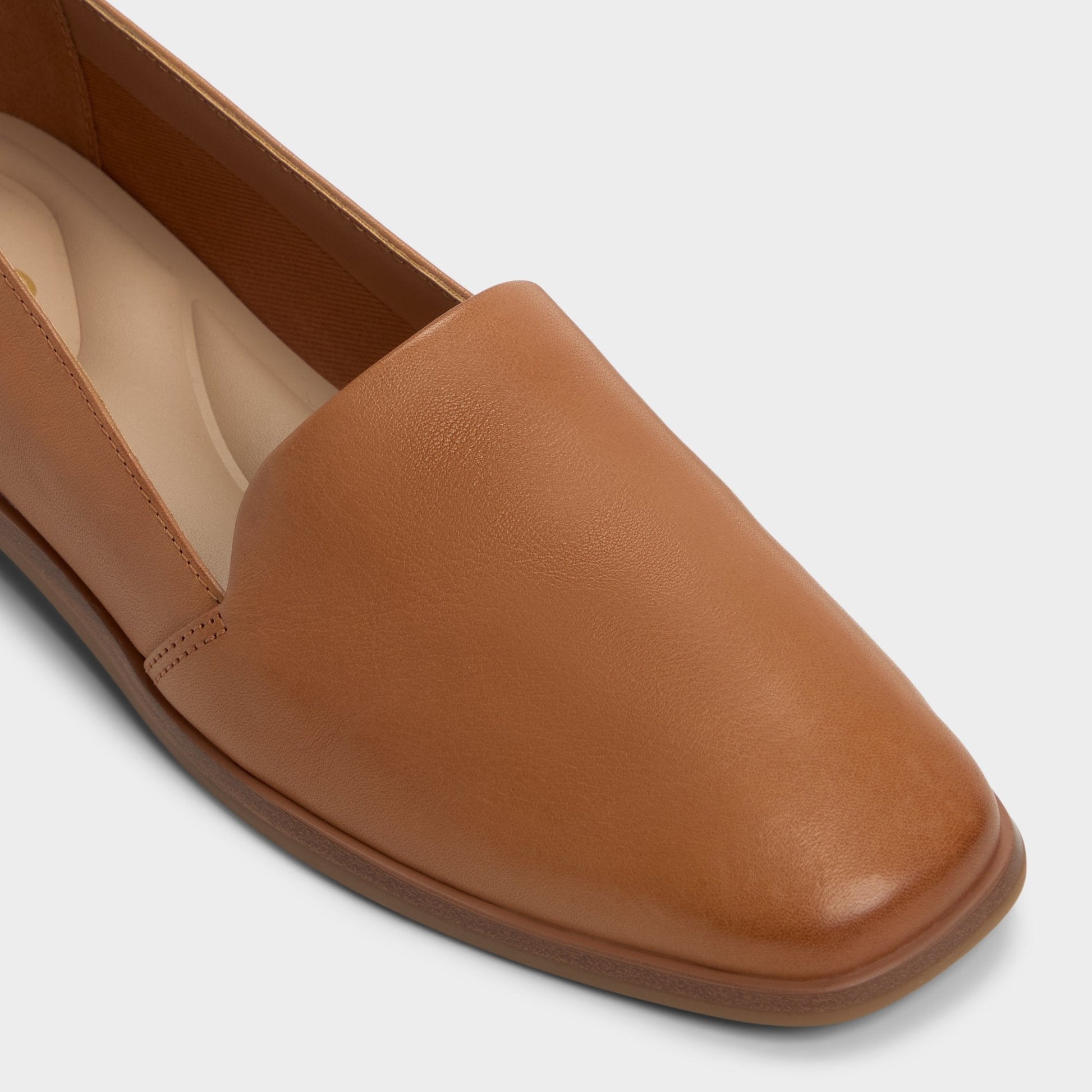 Caraelia Medium Brown Women's Loafers & Oxfords - Loafer - Medium brown