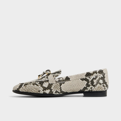 Ybilide White/Black Women's Loafers & Oxfords - Loafer - White/Black