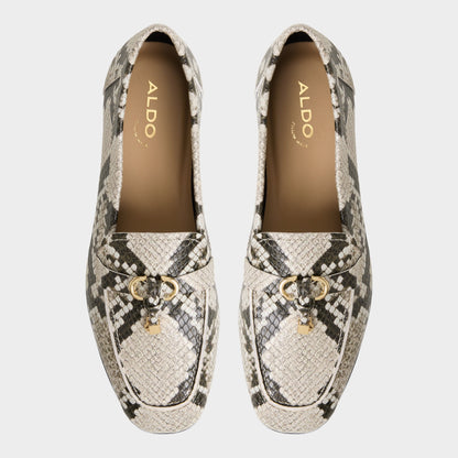 Ybilide White/Black Women's Loafers & Oxfords - Loafer - White/Black