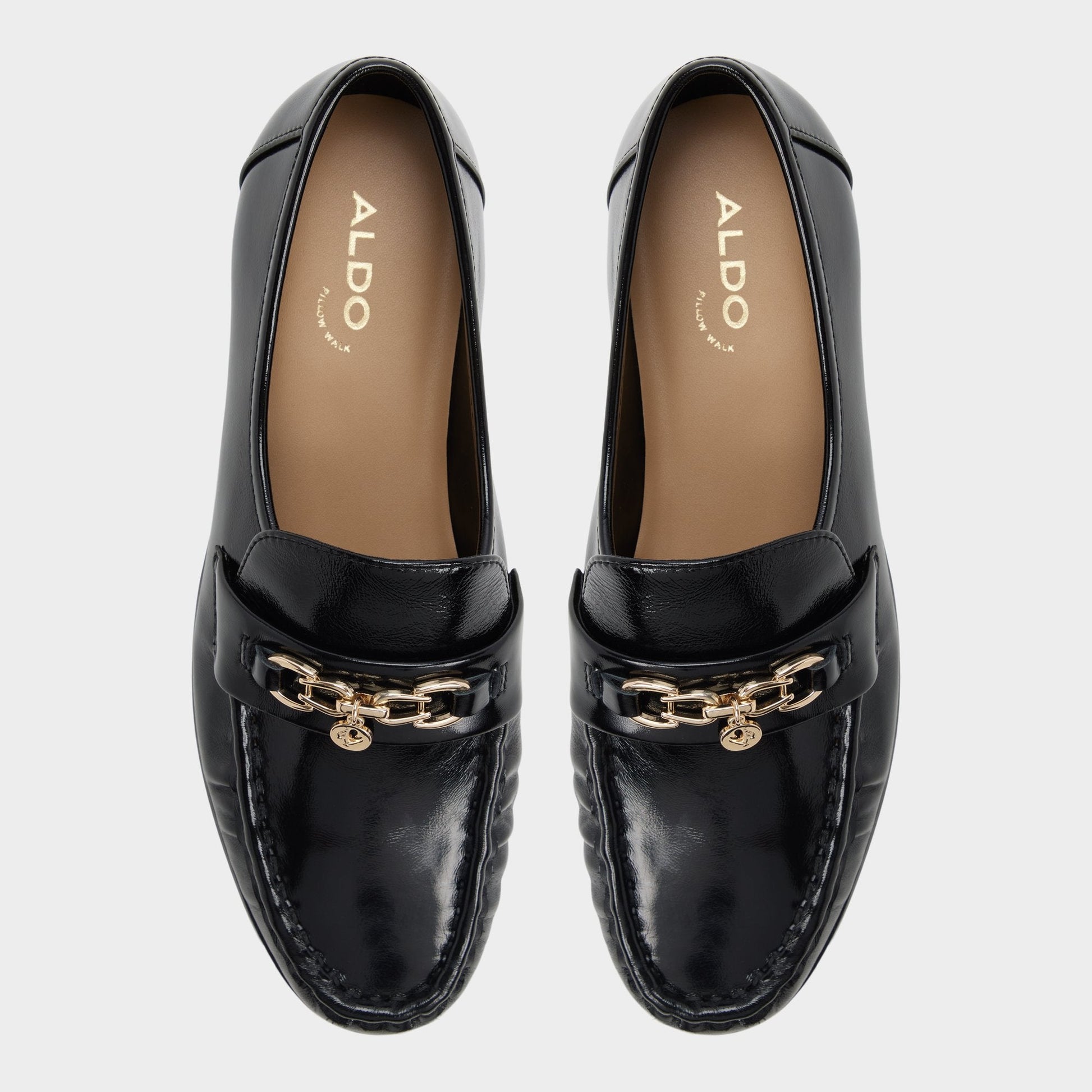 Verillon in Black - Loafer - Black