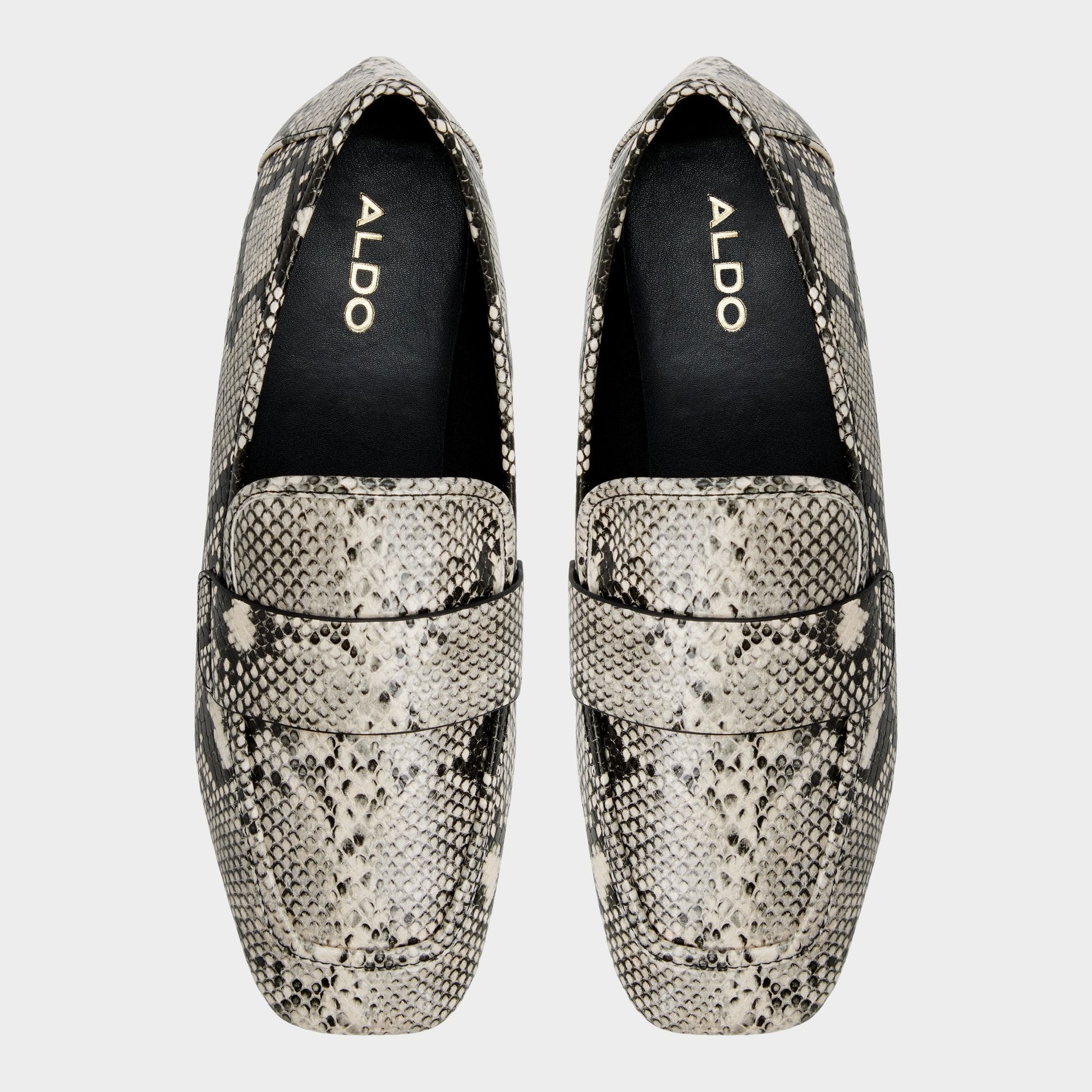 Bellamyy Black/White Women's Loafers & Oxfords - Loafer - Black/White
