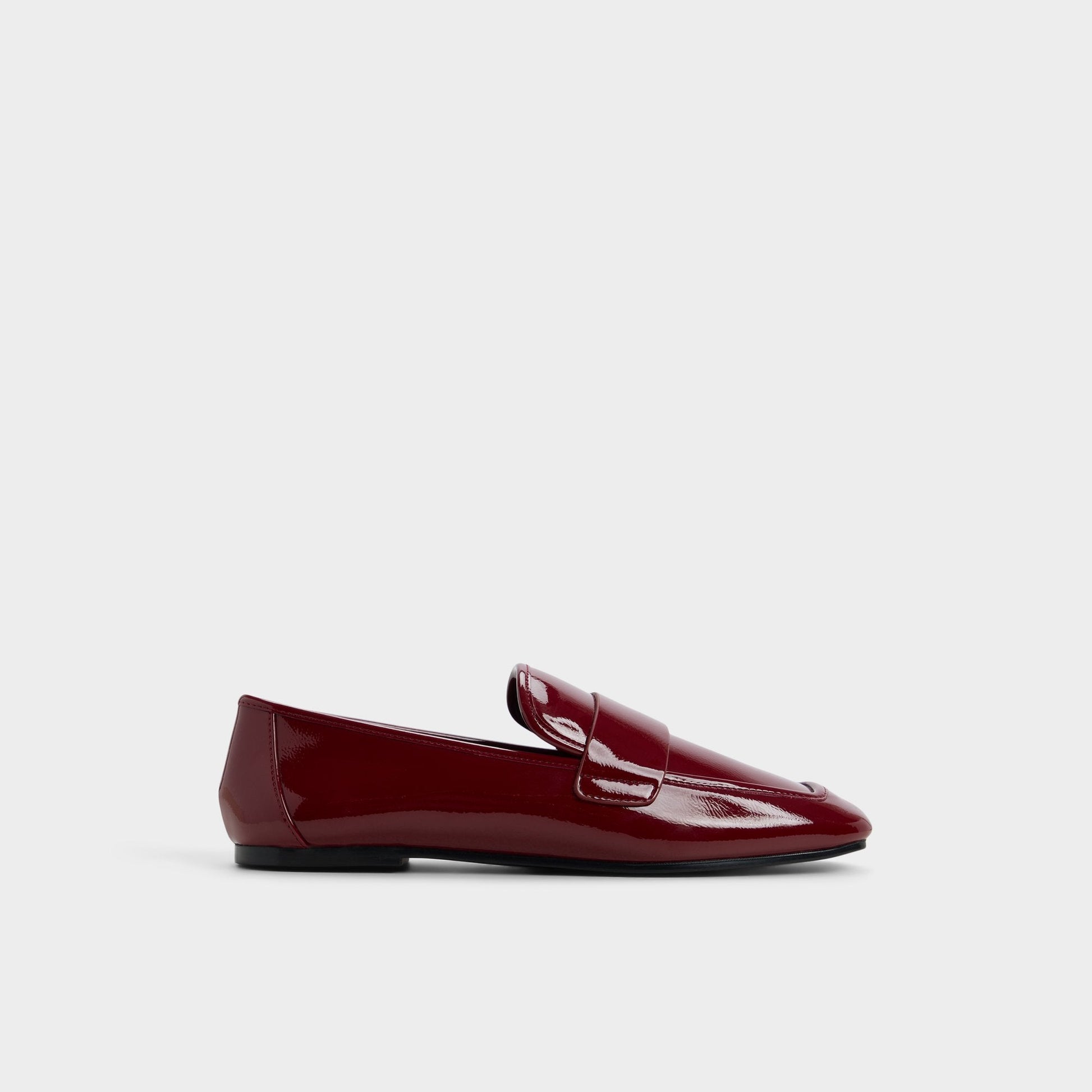 Bellamyy Red Women's Loafers & Oxfords - Loafer - Red