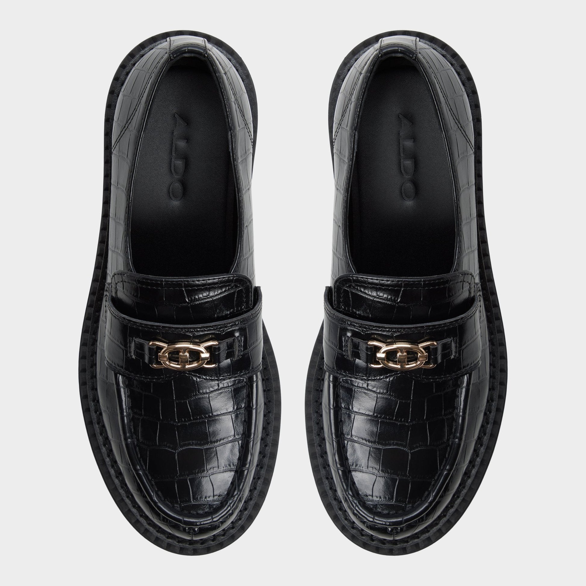 Miravelle in Black - Loafer, Lug sole - Black