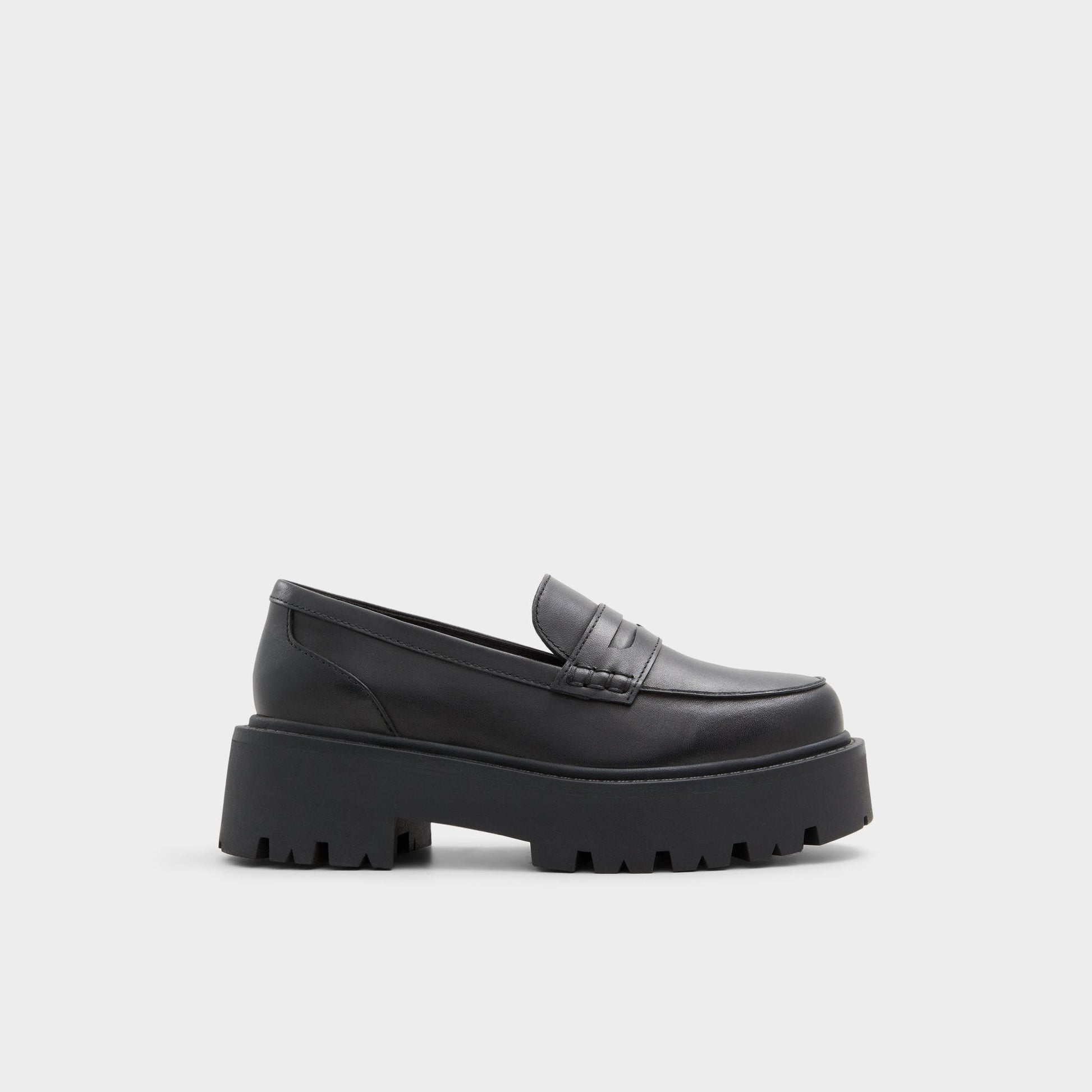 Cadaycia in Xt Black - Loafer, Lug sole - Black