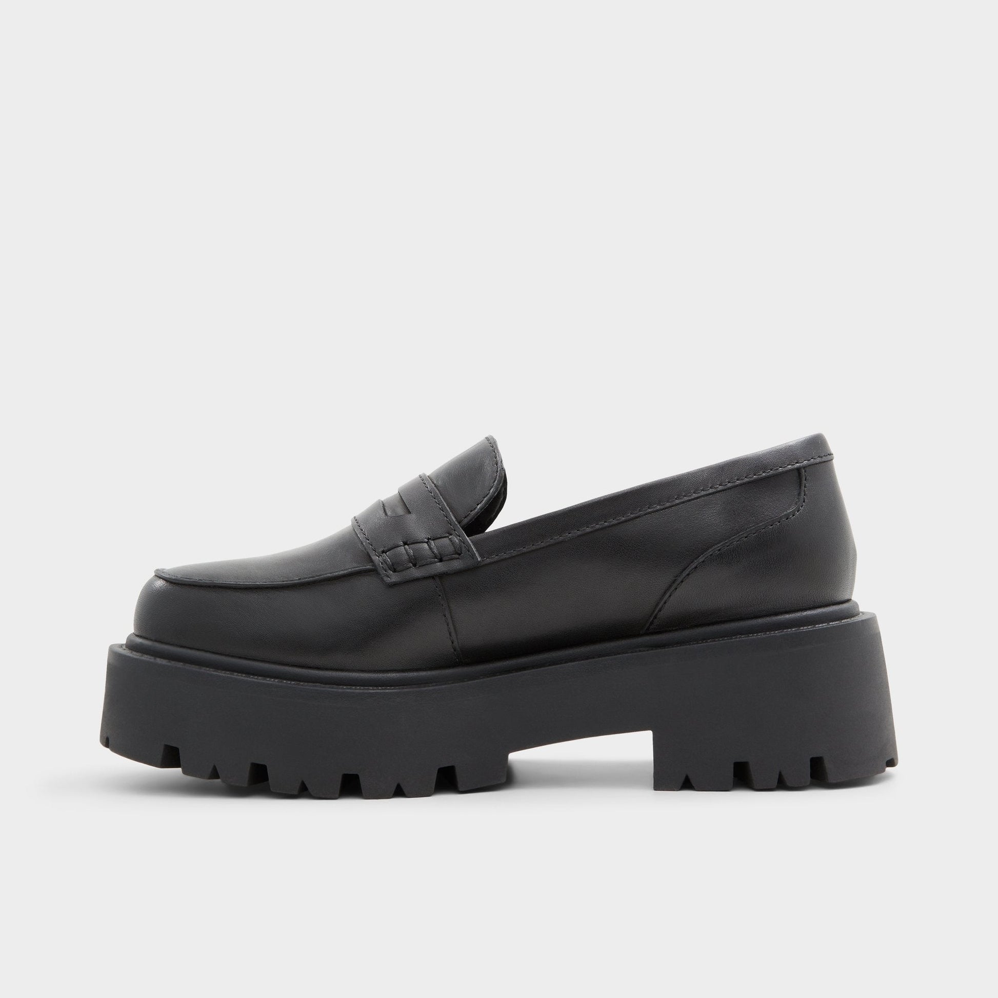 Cadaycia in Xt Black - Loafer, Lug sole - Black
