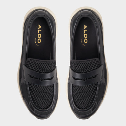 Loffy in Black - Loafer, Jogger sole - Black