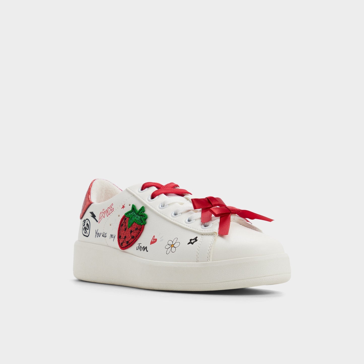 Lovesneaker in White - Sneaker, Jogger sole - White