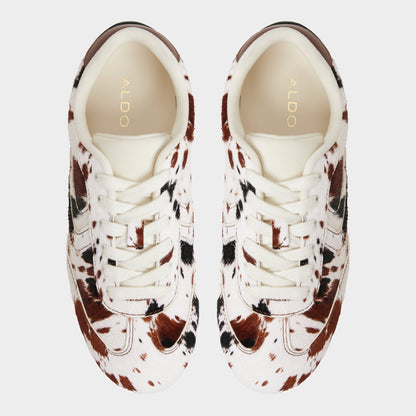 Coolchic in White Combo - Jogger sneaker - White Combo