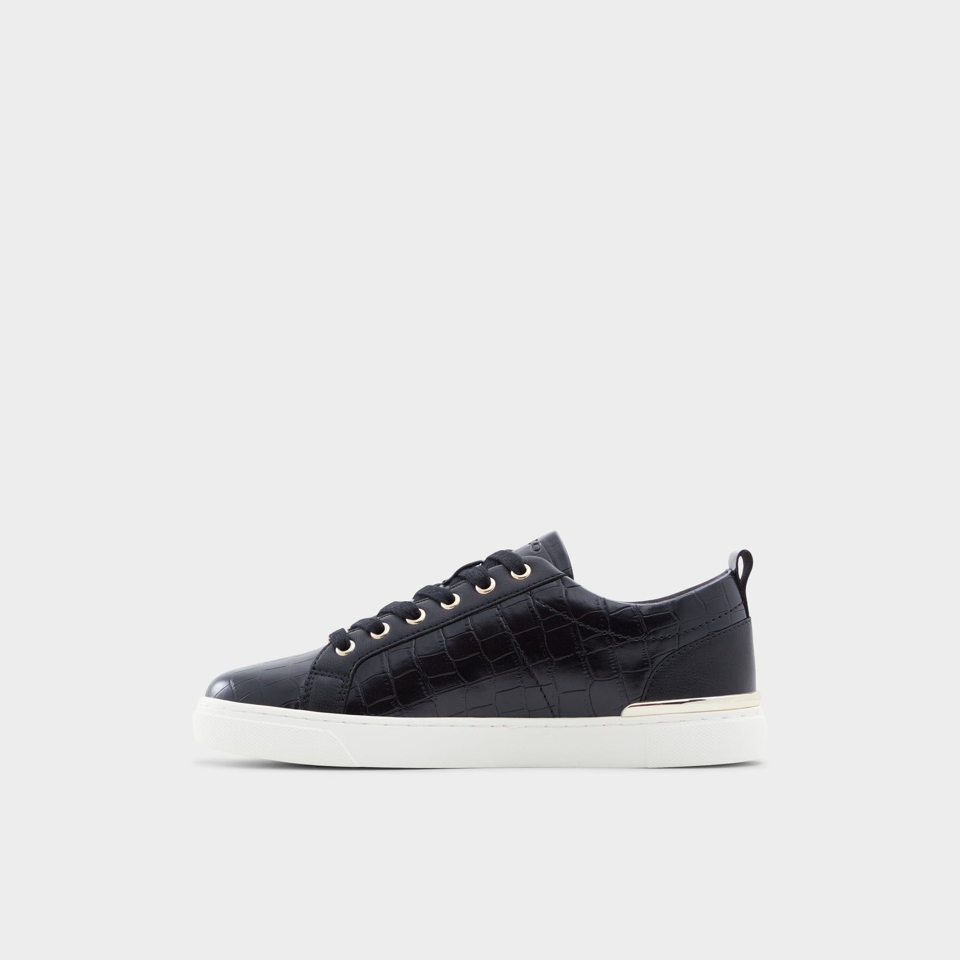 Dilathielle in Black 13388483 - Low top sneaker - Black