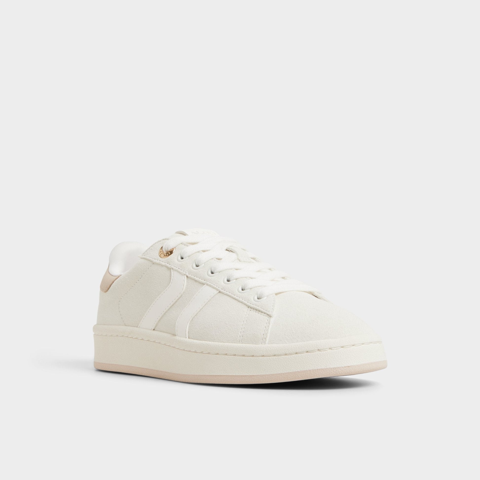 Retrochic in White - Low top sneaker, Cup sole - White