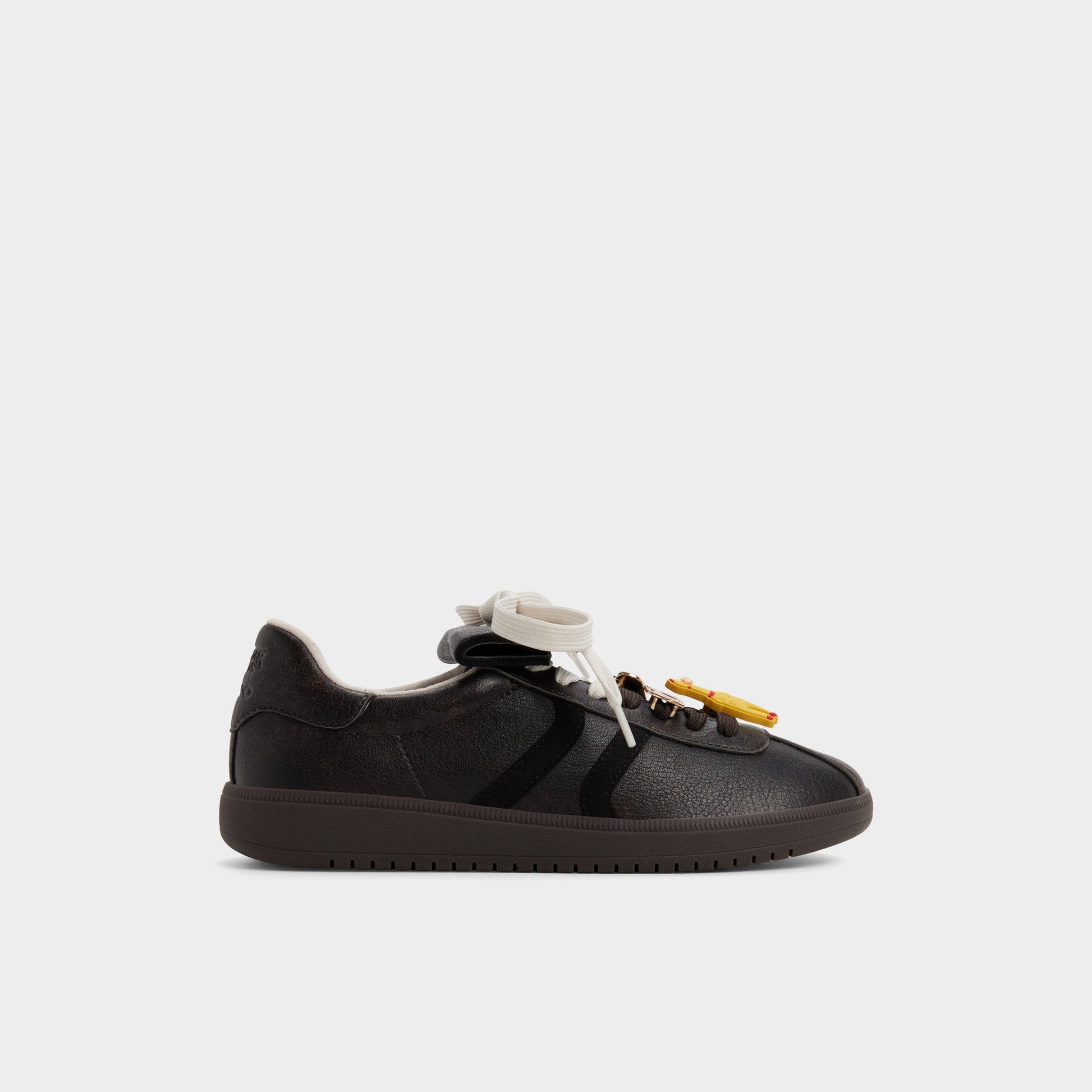 Mindflayer in Dark Brown - Women's sneaker - Dark brown