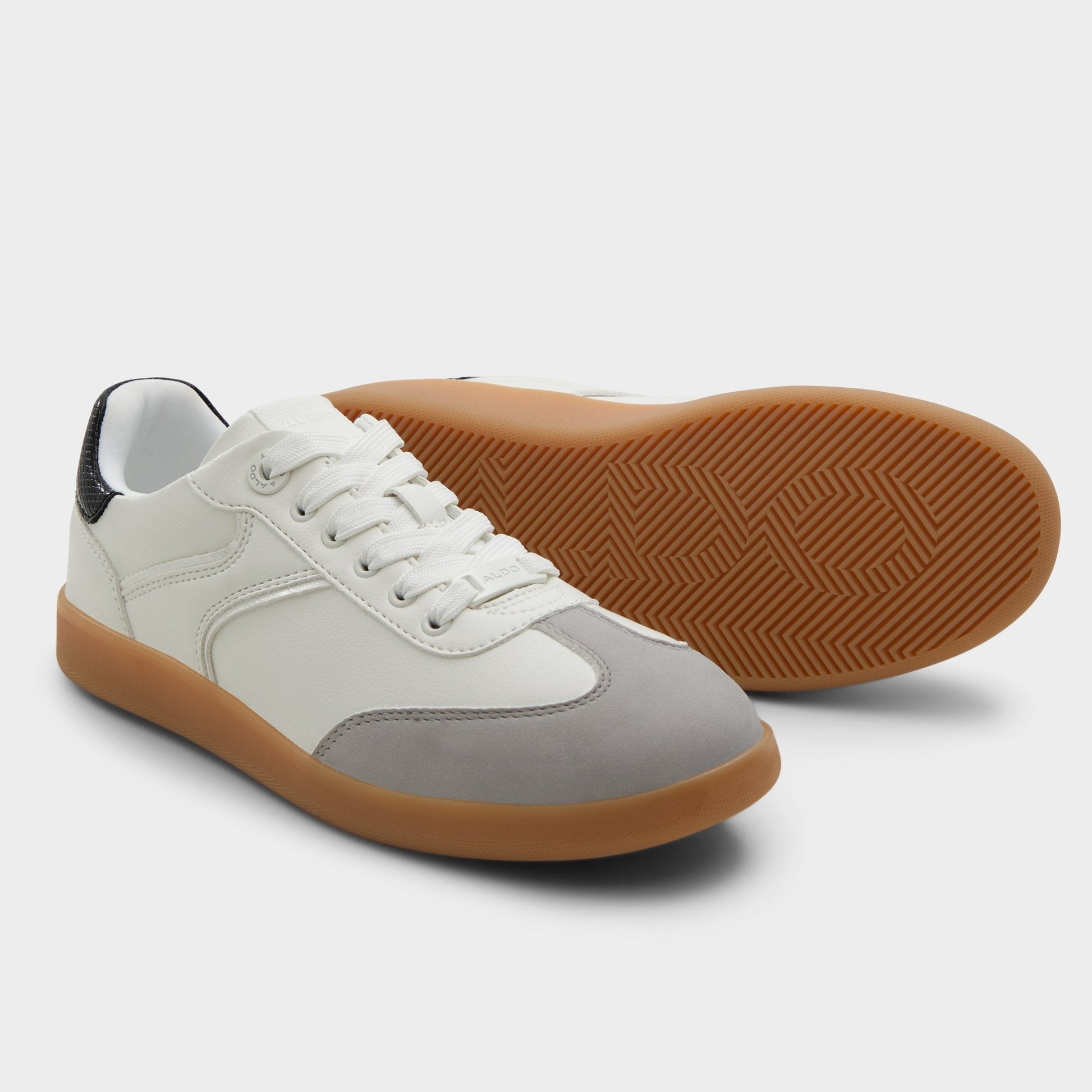 Erilg White/Black Women's Low top sneakers - Sneaker, Cup sole - White/Black