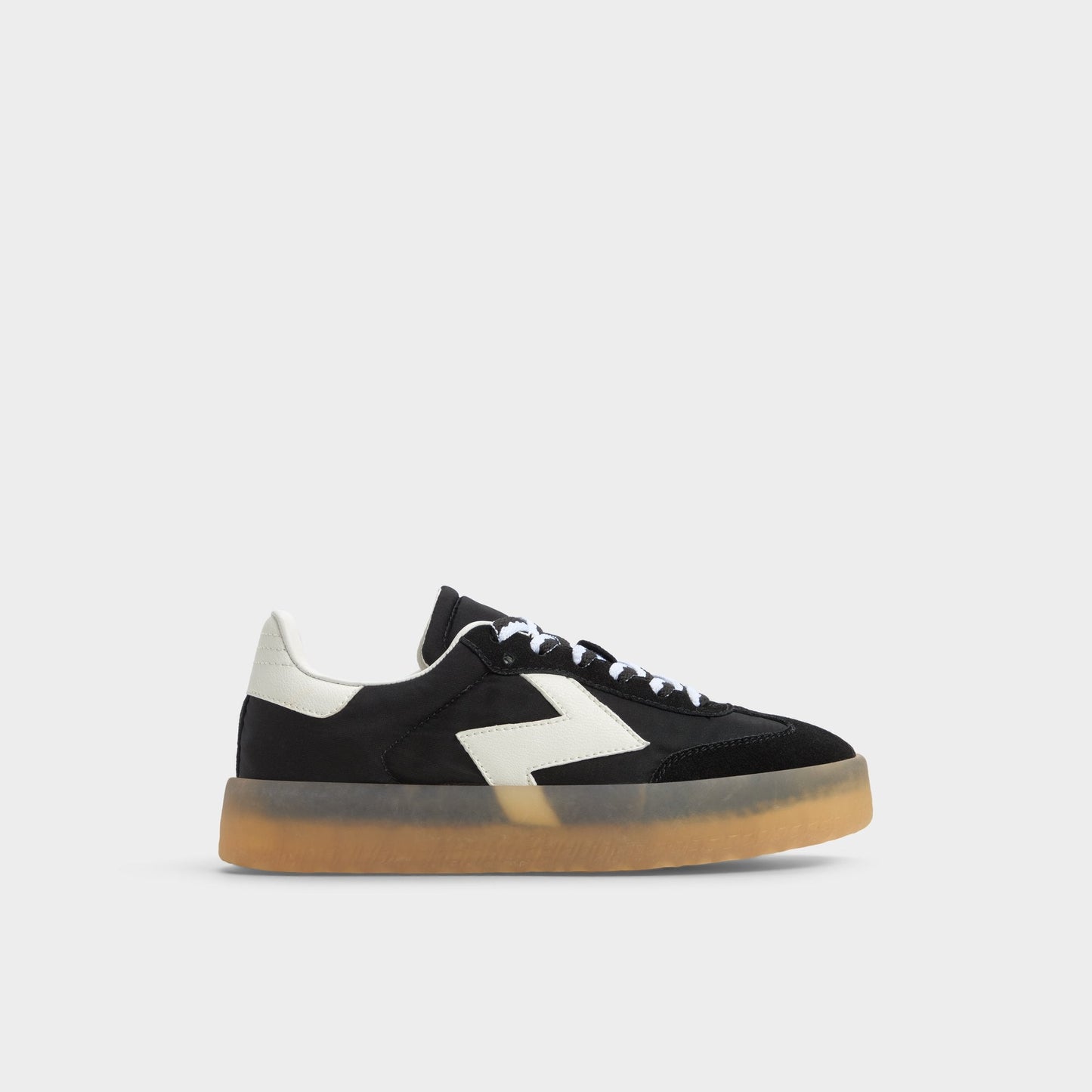 Retrostep Black Women's Low top sneakers - Low top sneaker - Black
